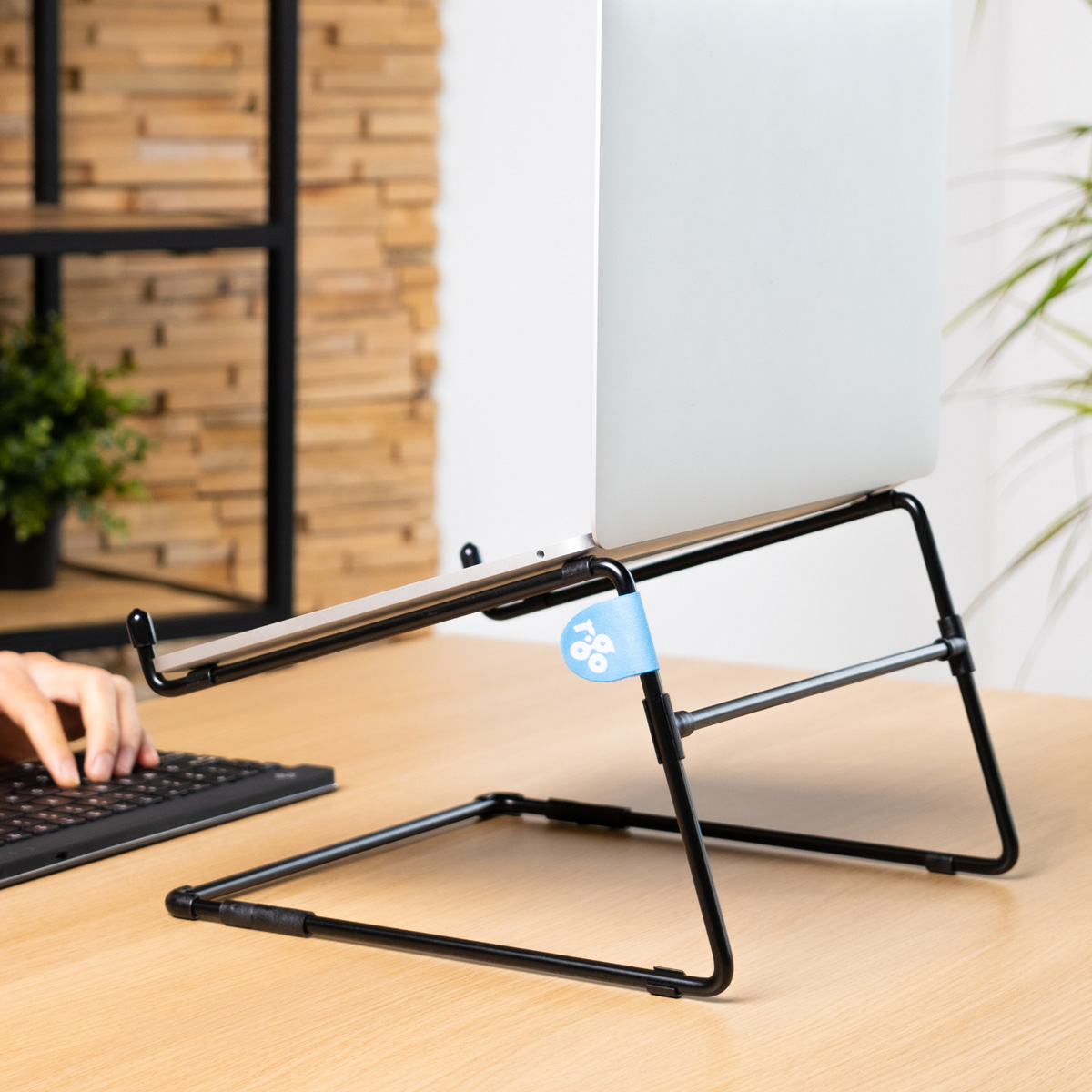 R-GO STEEL OFFICE LAPTOP STAND BLACK