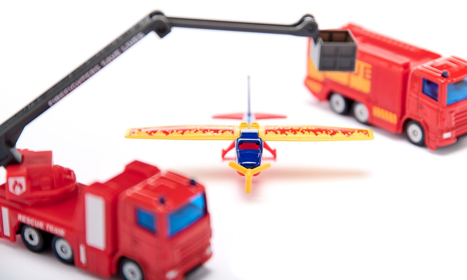 SUPER Geschenkset Feuerwehr, Spielfahrzeug