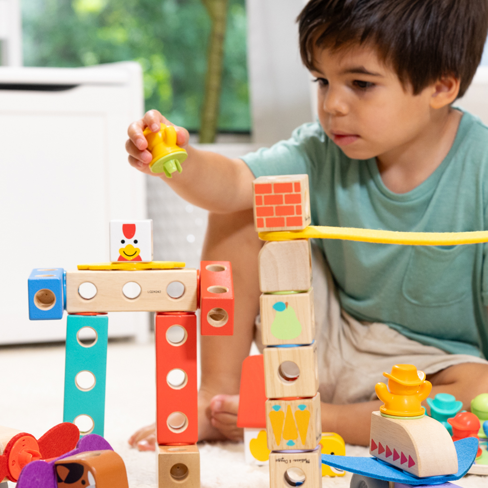 Melissa & Doug - Blockables Stadt Spielset, Konstruktionsspielzeug