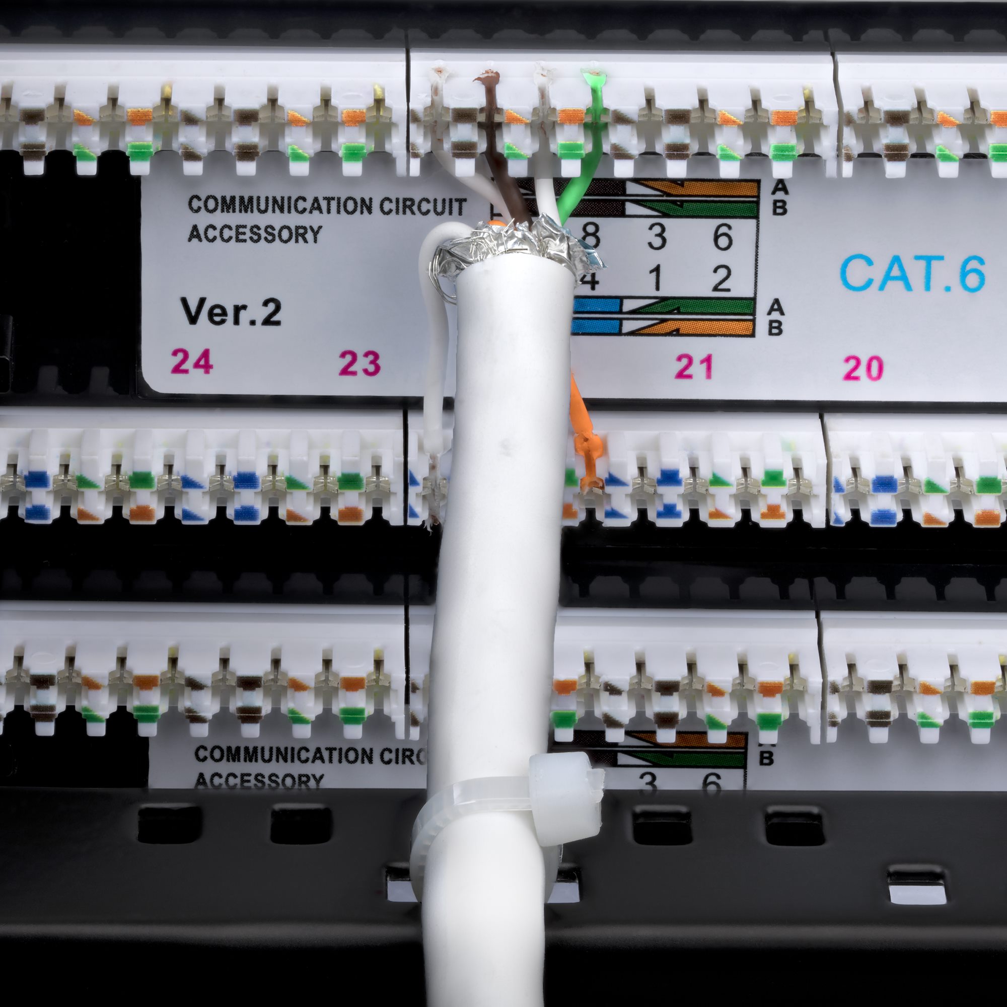 48-PORT 2U CAT6 PATCH PANEL