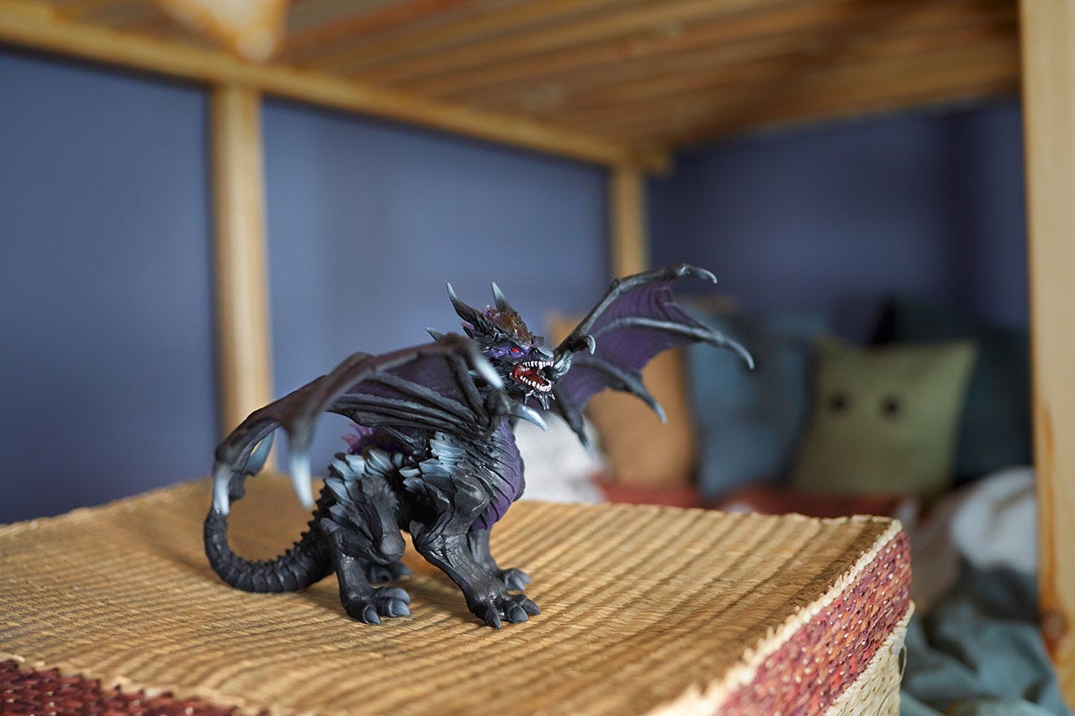 Eldrador Schattendrache, Spielfigur