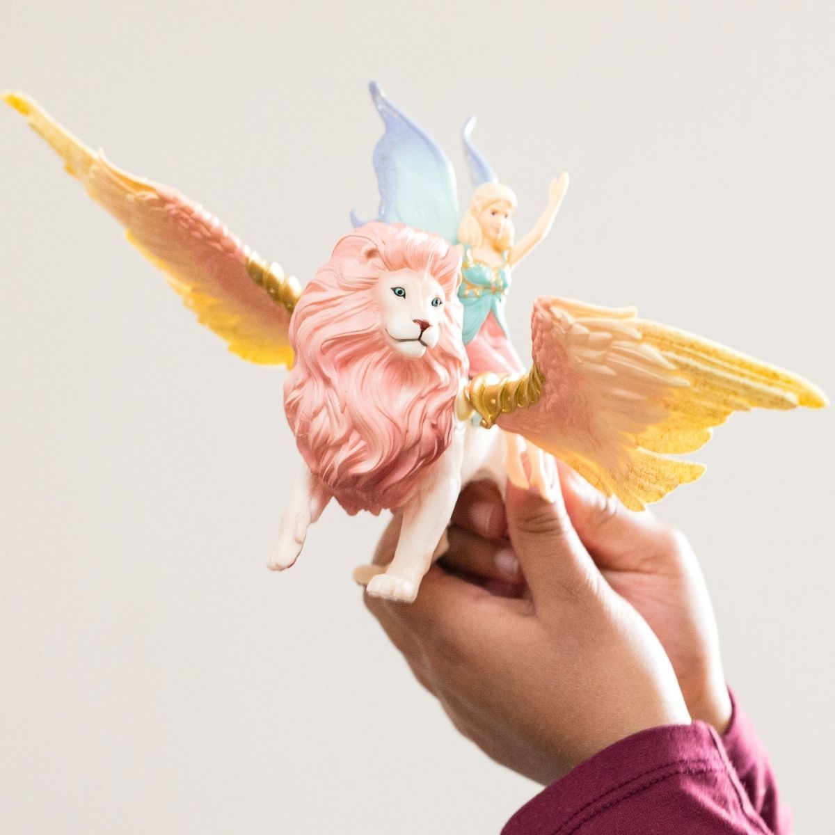 Schleich® Bayala 70714 Elfe auf geflügeltem Löwe Spielfiguren-Set