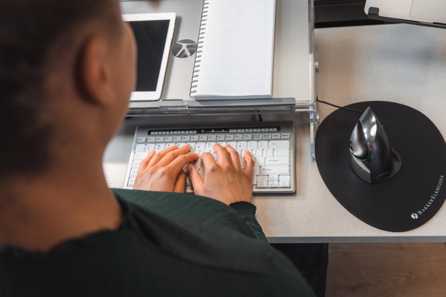 BakkerElkhuizen Mauspad The Egg Ergo schwarz retail