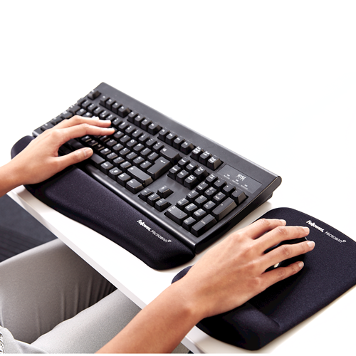 Fellowes PlushTouch Mauspad Handgelenkauflage 9252003 Schwarz