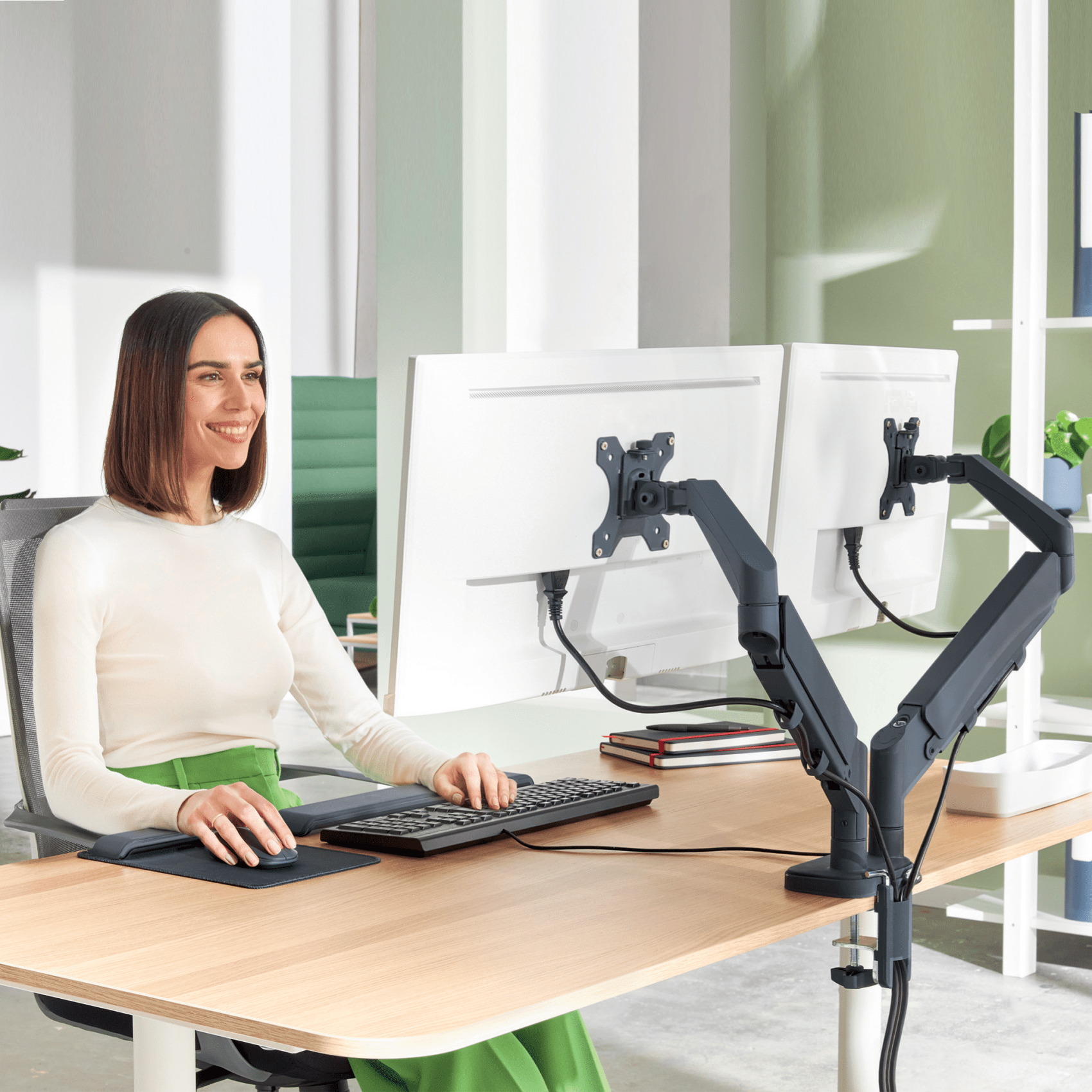LEITZ Monitor-Halterung Ergo 65370089 dunkelgrau für 2 Monitore, Tischklemme