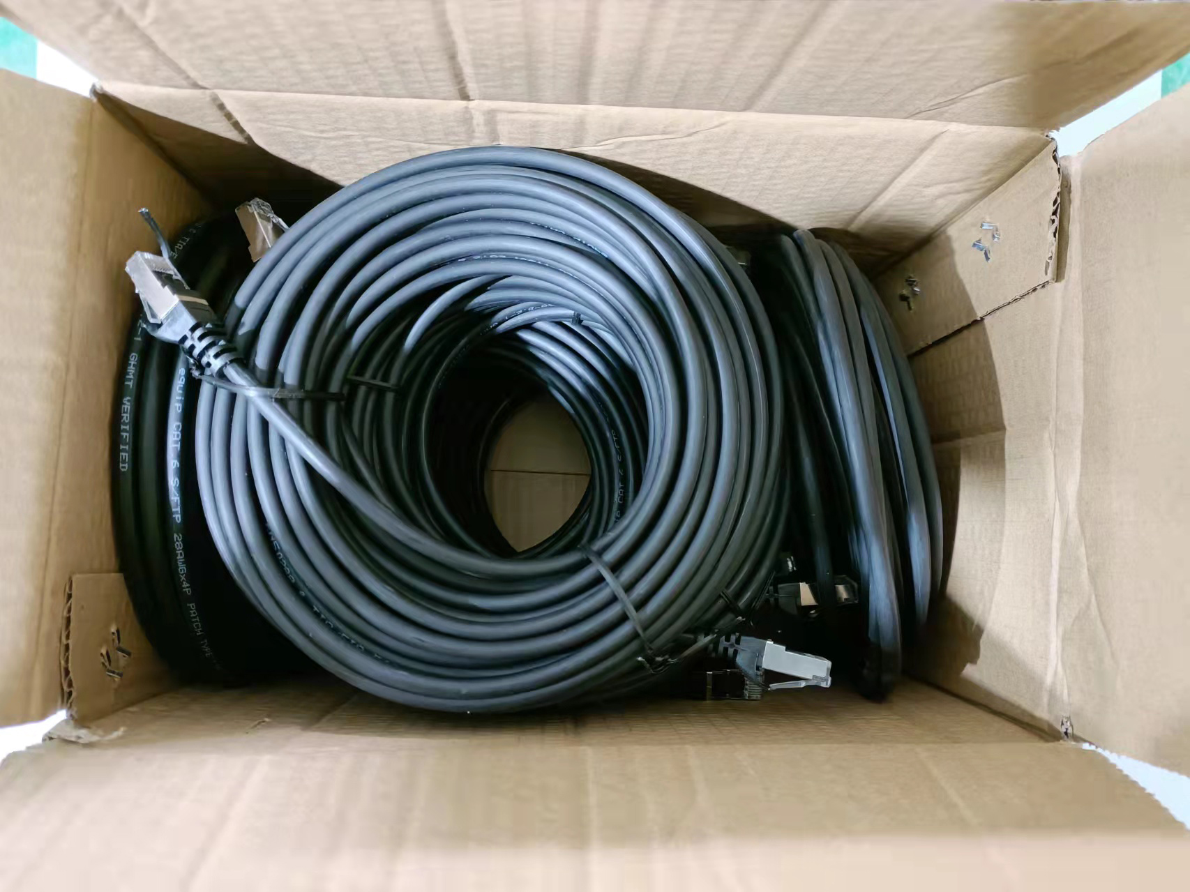 Equip Patchkabel Cat6 30x S/FTP 2xRJ45 5.00m schwarz LSZH