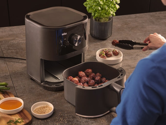 Heißluftfritteuse MultiFry 3, HF 3000I