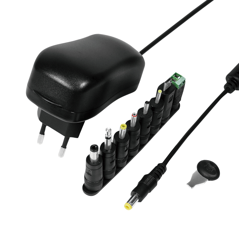 LogiLink Universalnetzteil 12W