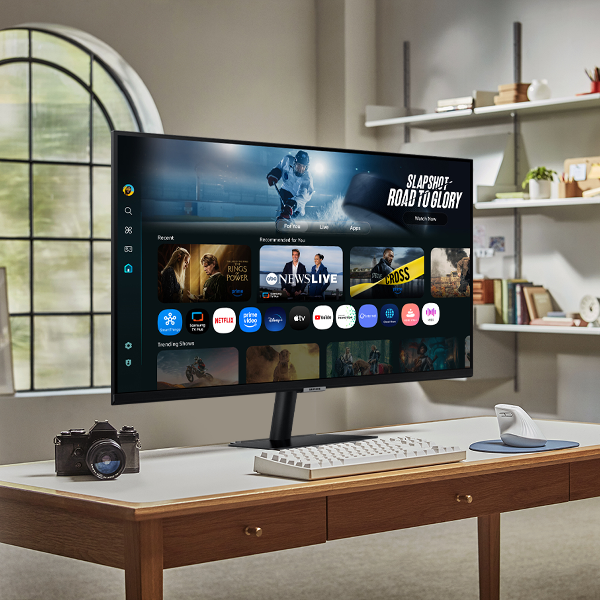Smart AI Monitor S32FM700UU, LED-Monitor