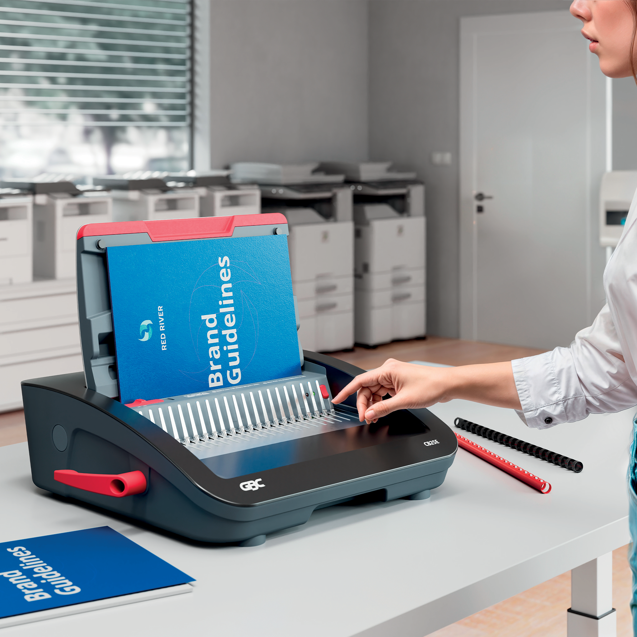 GBC CombBind CB25E Kunststoffbindegerät