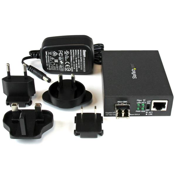 STARTECH.COM Unmanaged Gigabit Fiber Media Converter - MM/LC Low Cost