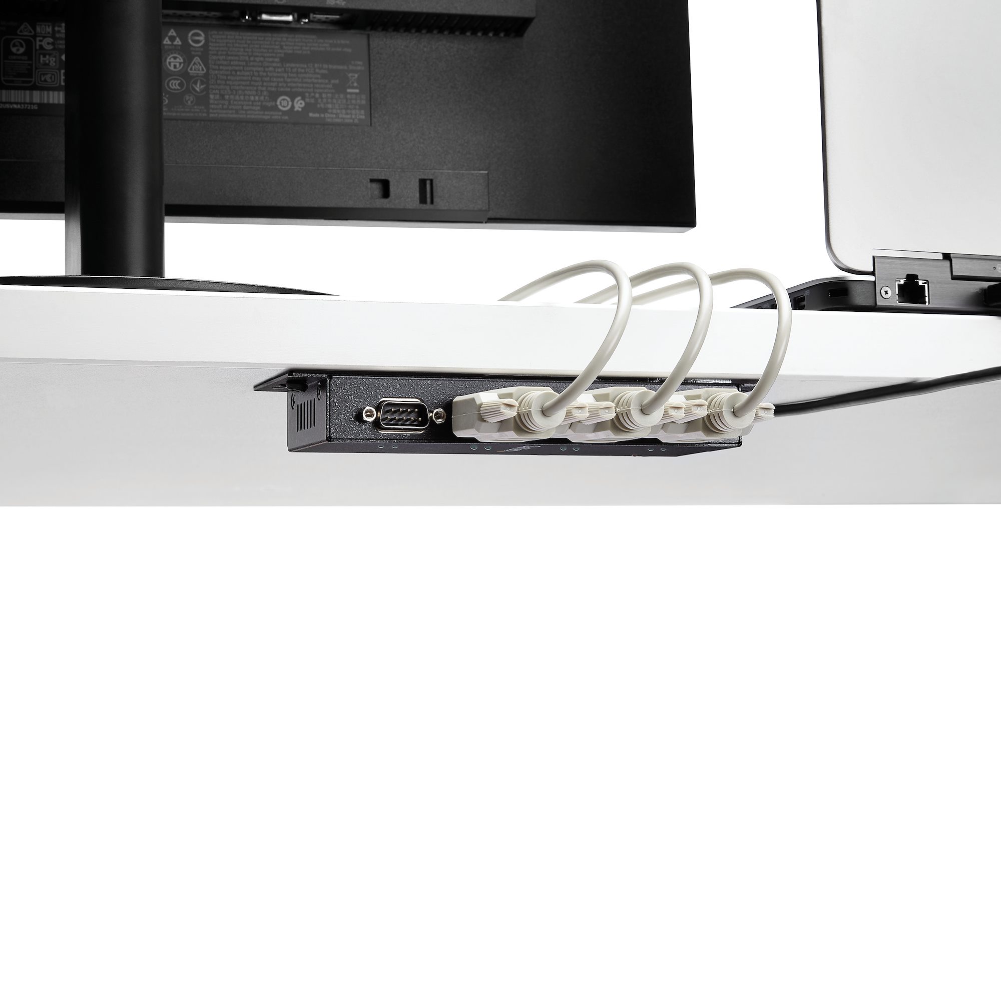 STARTECH.COM 4 Port USB auf Seriel RS232 Adapter Hub - Industriell DIN-Scheinen/ Wandmontagefähig - USB auf Seriell DB9 Konverte