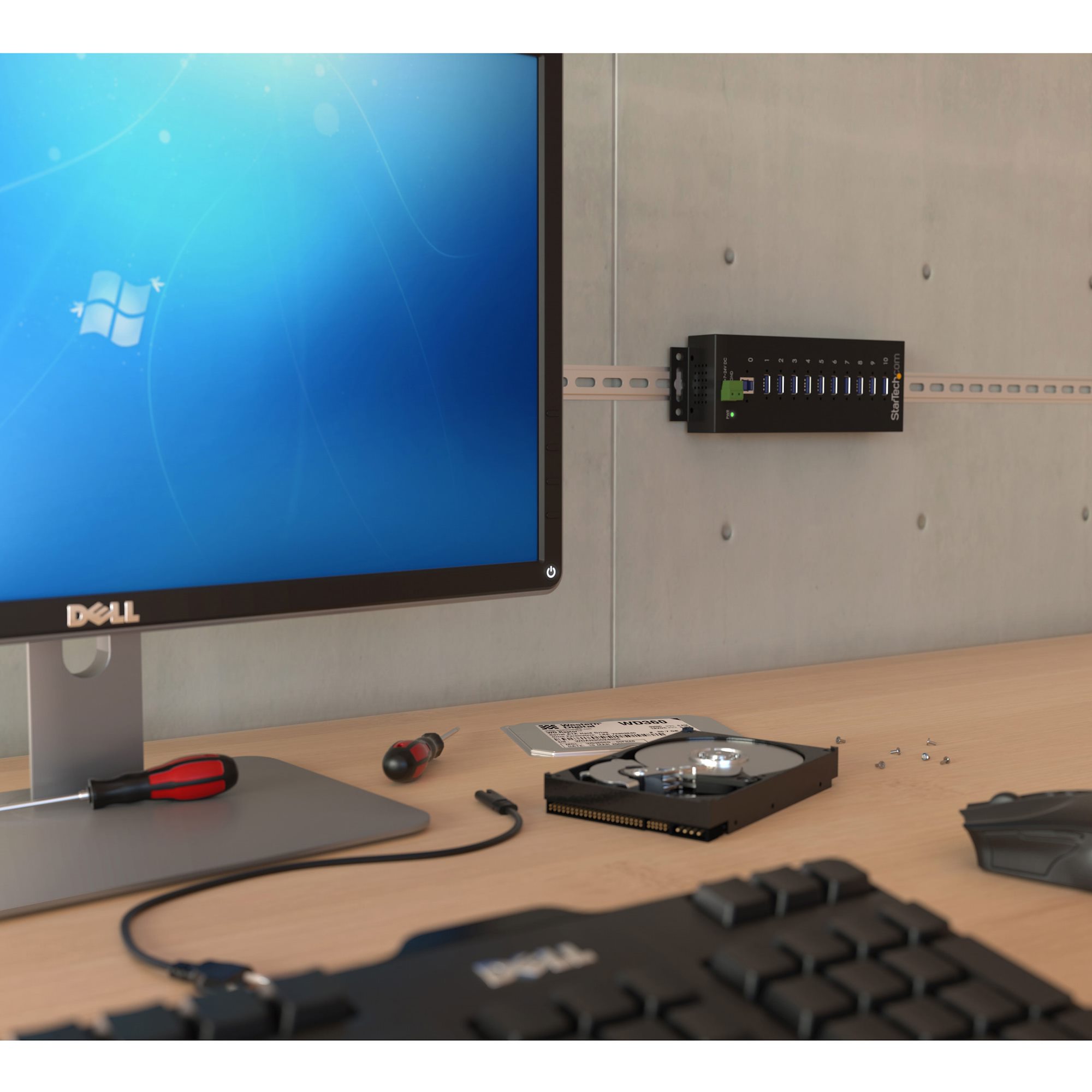 STARTECH.COM 10 Port Industrieller USB 3.0 Hub - ESD und Überspannungsschutz - DIN Tragschienen oder Oberflächen montierbar