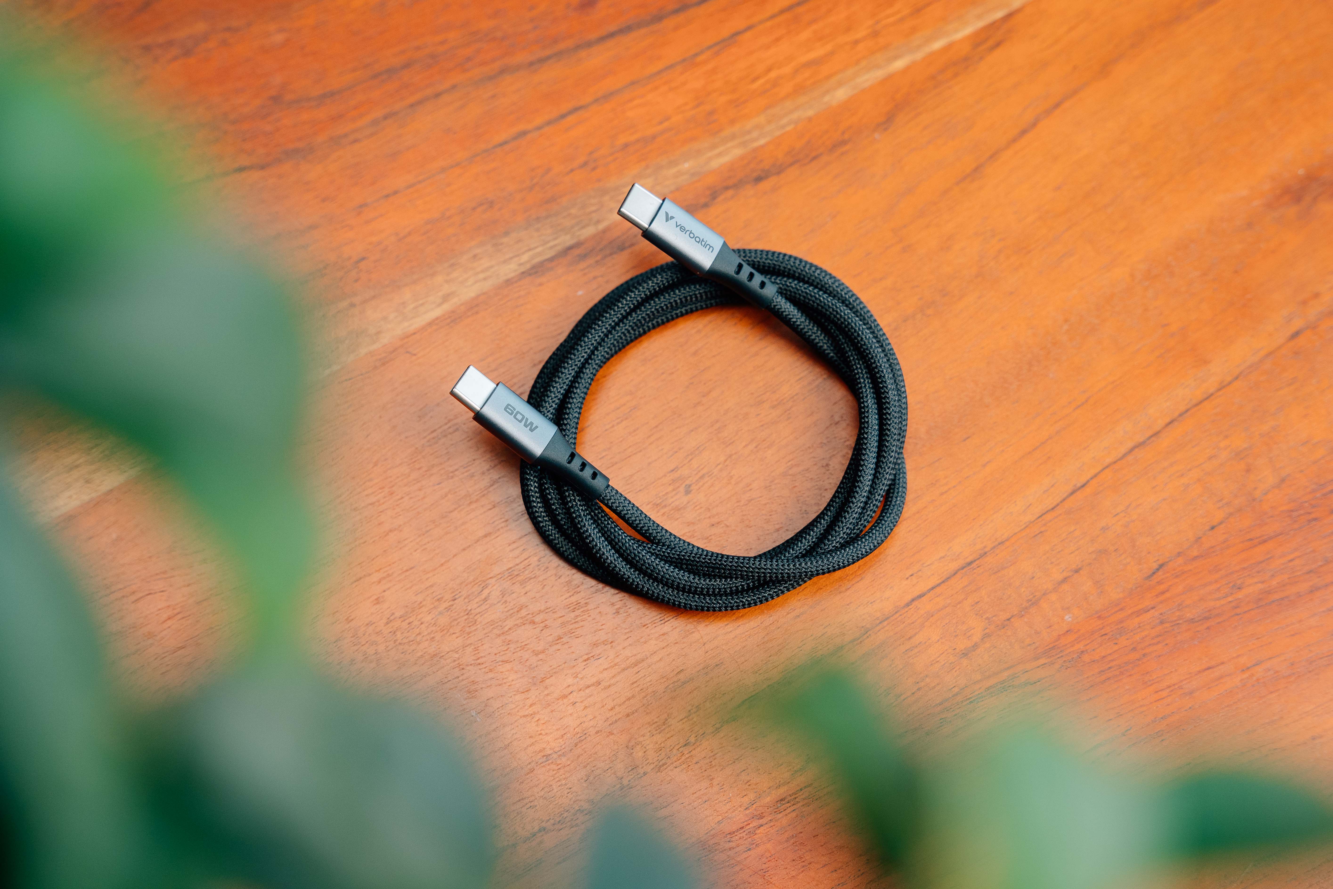 verbatim Sync & Charge Ladekabel schwarz, Kabellänge: 1,2 m, 60 W