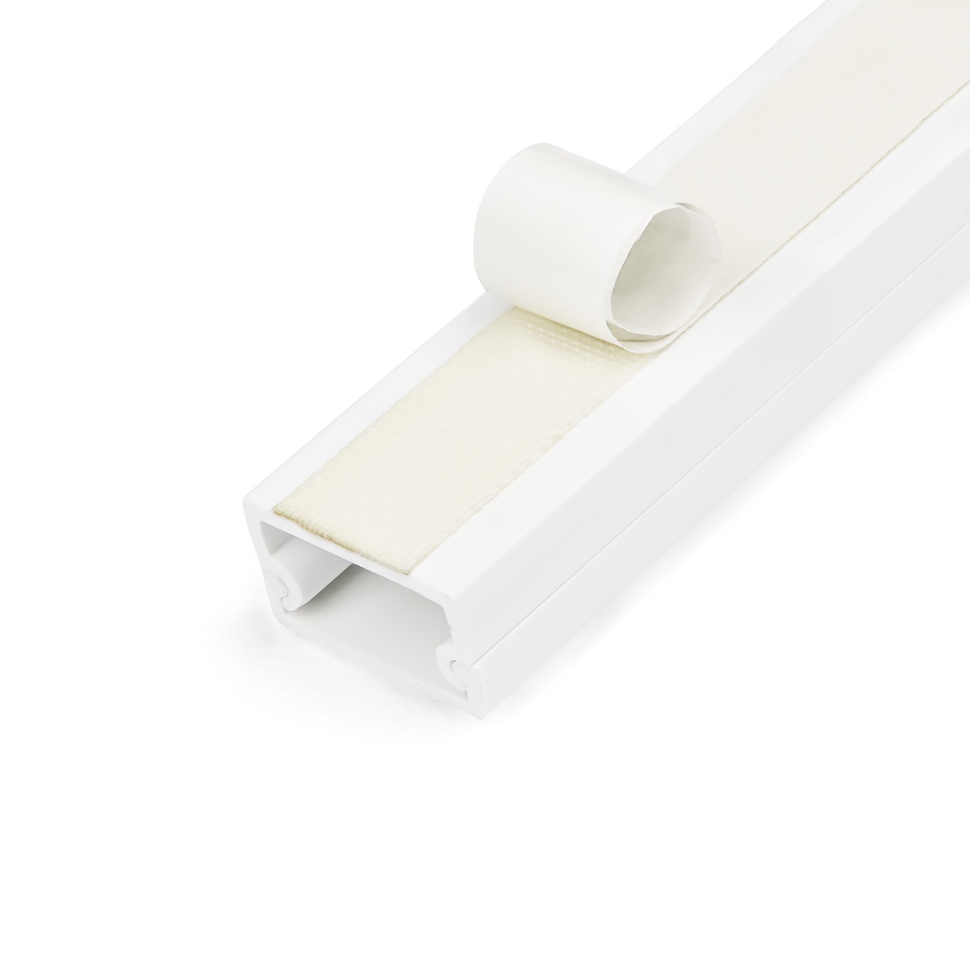STARTECH.COM 1m Kabelkanal Selbstklebend 19x11mm PVC - Sockelleiste/Wandkabelkanal -bis zu 12 Kabel - UL geprüft