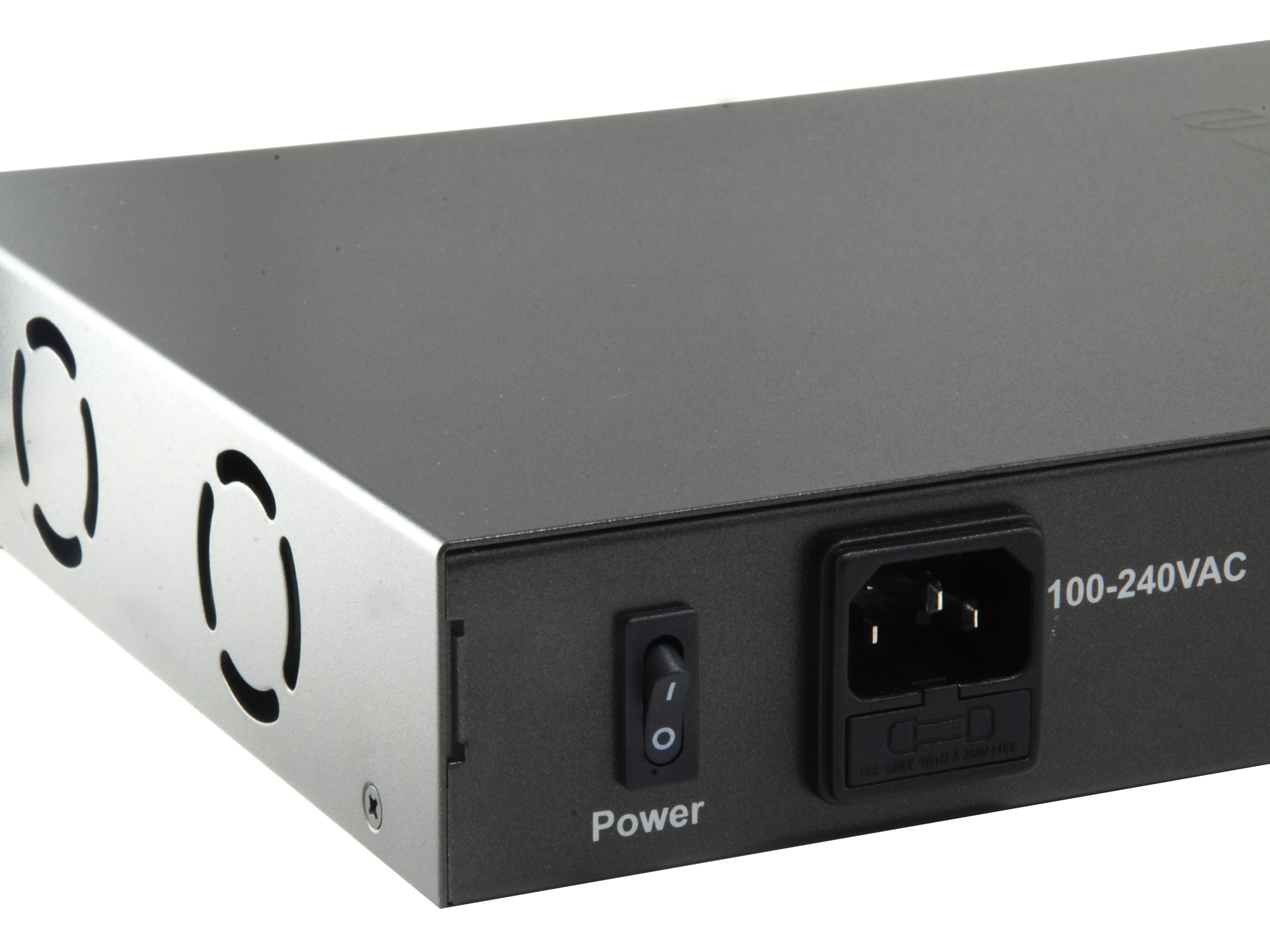 LevelOne PoE+Switch 24xFE PoE/2xGE 150W 19unmanaged Metall