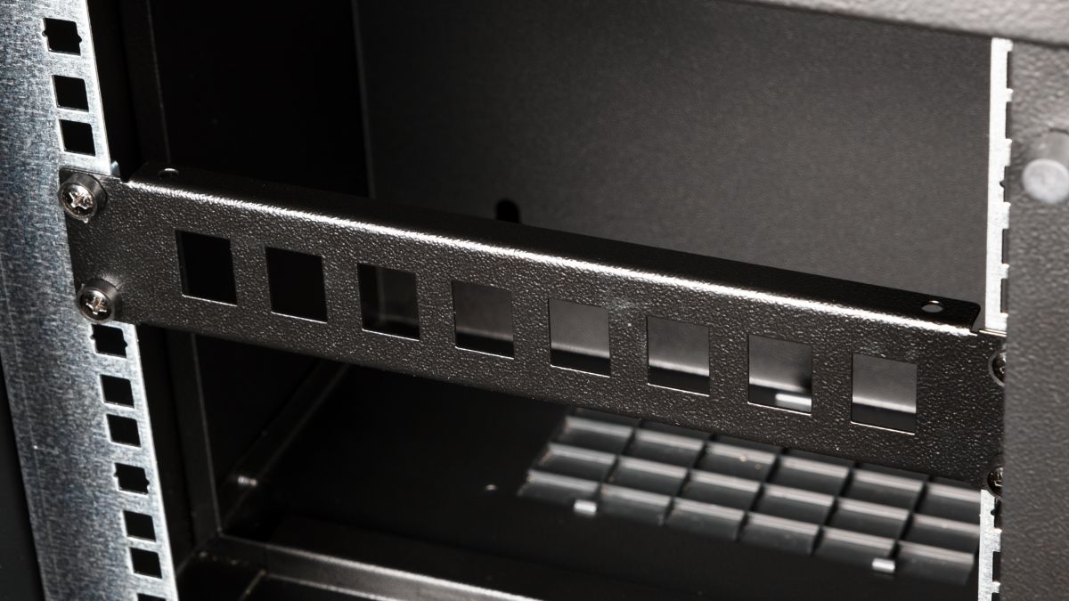 Equip 10 Patchpanel 8xRJ45 Keystone Jacks (leer) 1U schwarz