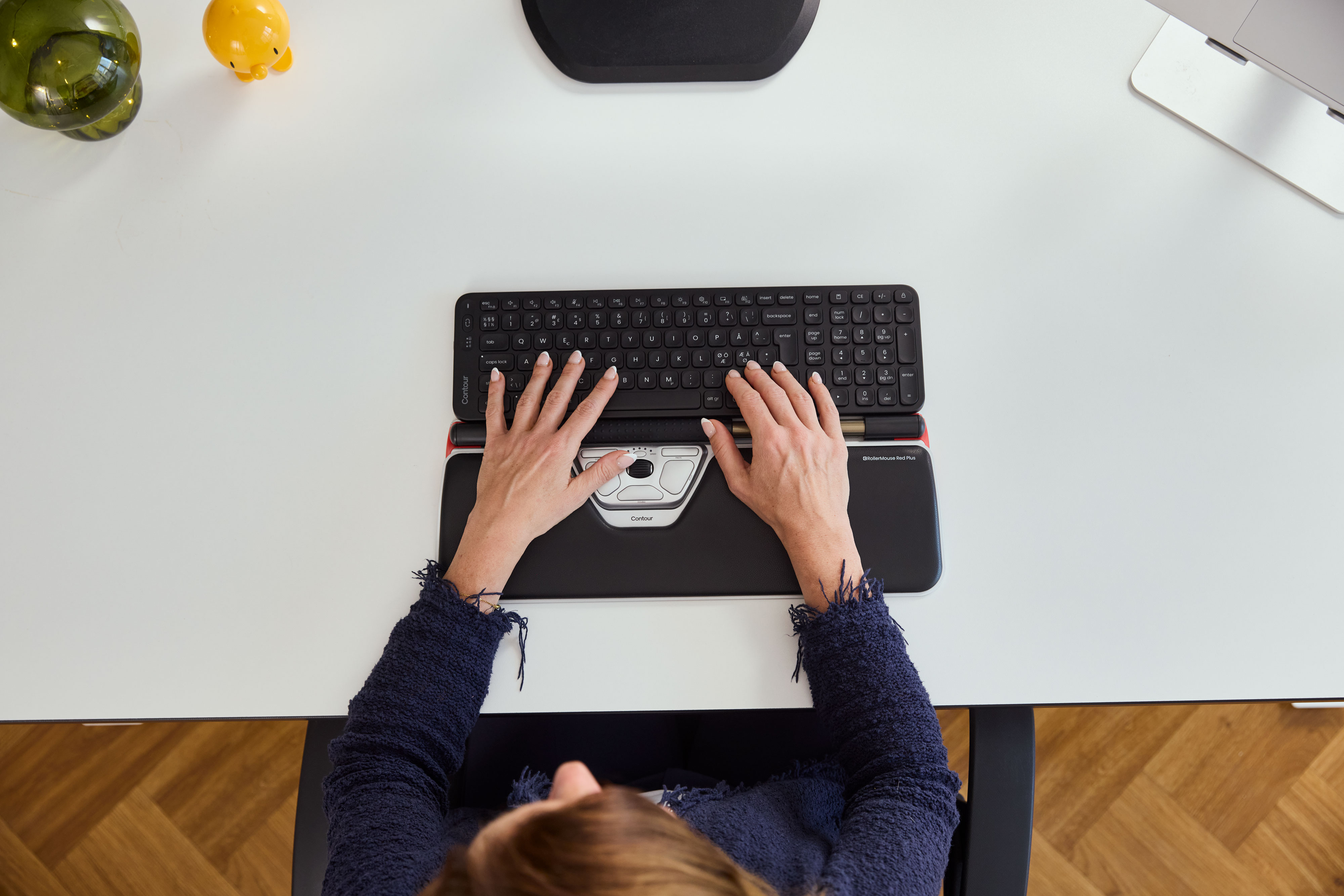 Contour RollerMouse RED Plus wireless Bluetooth USB-C silber retail