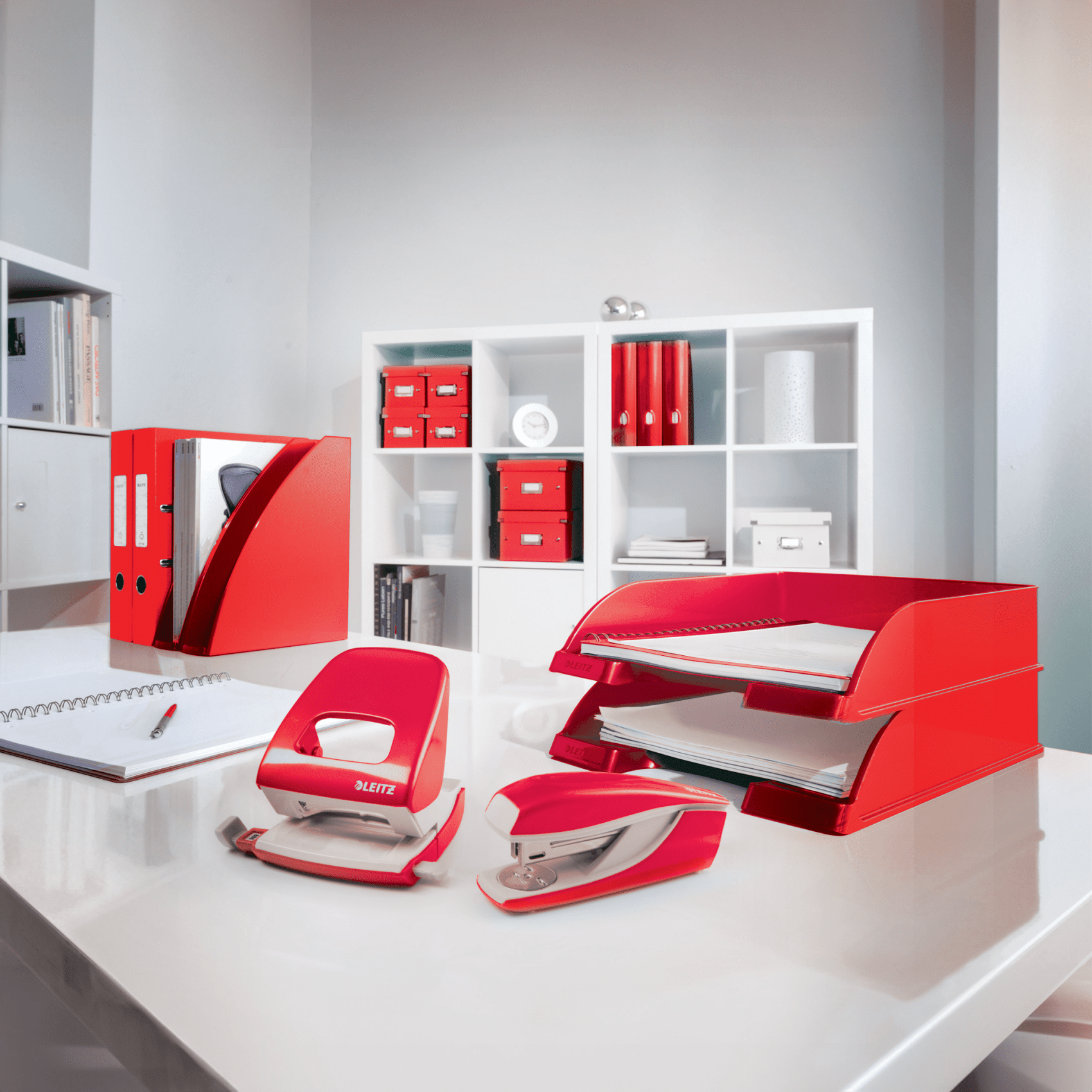 LEITZ Stehsammler WOW 52771026 rot Kunststoff, DIN A4, 1 St.