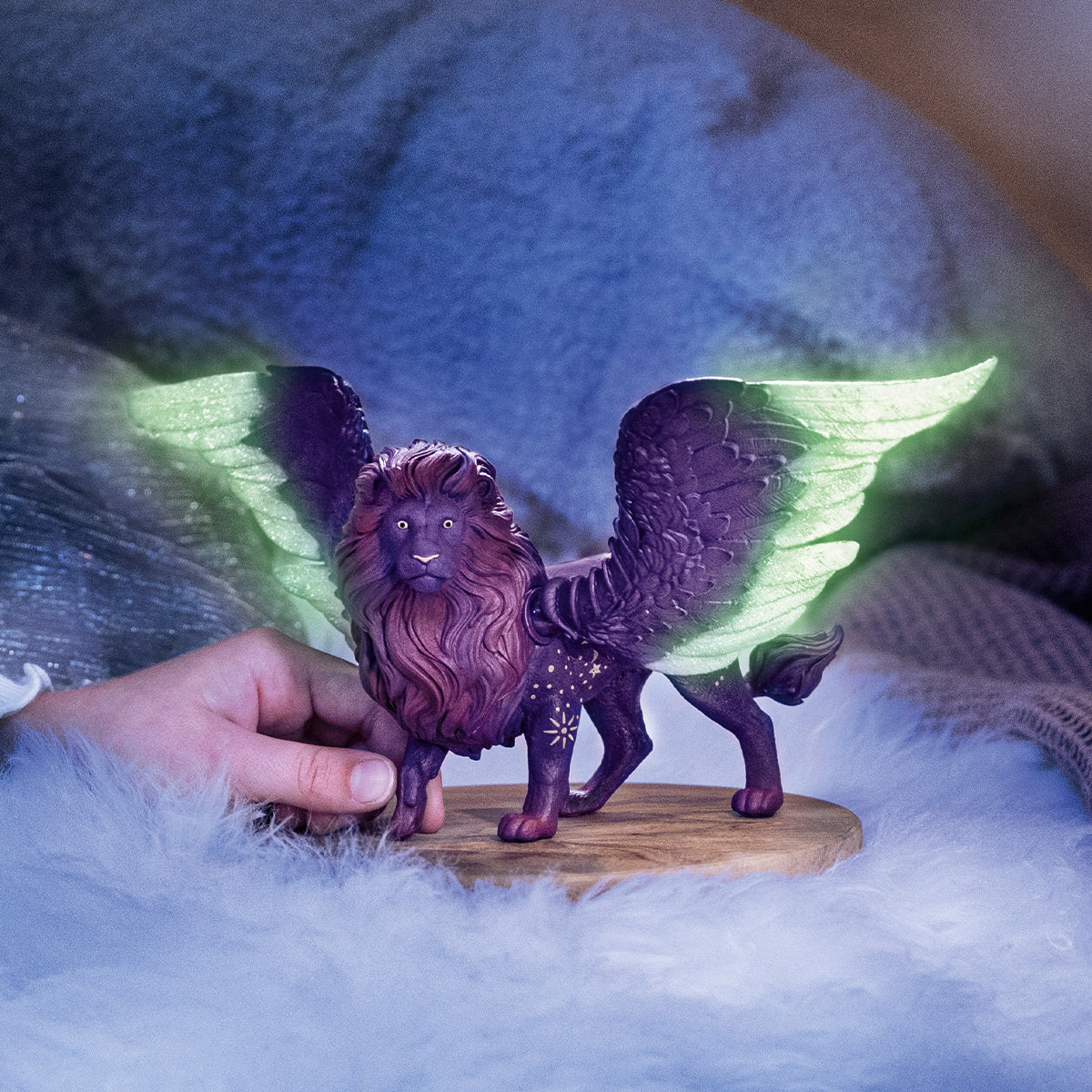 Bayala Mondlöwe, Spielfigur