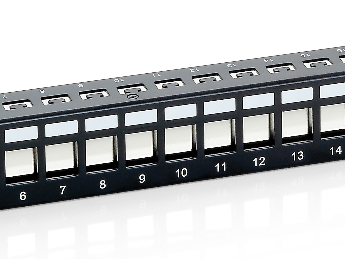 Equip 19 Patchpanel 24xKeystones FTP 1U LSA/110 RAL9005