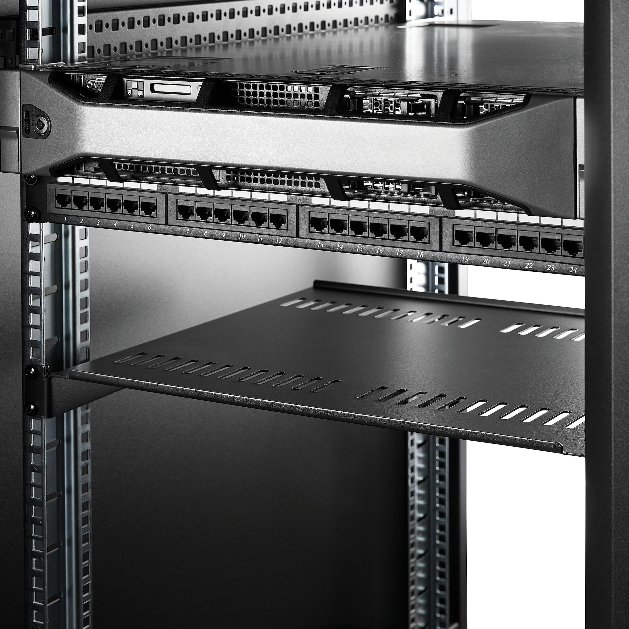 SERVER RACK SHELF VENTED 1U STE 482.6X44.5X406.4MM