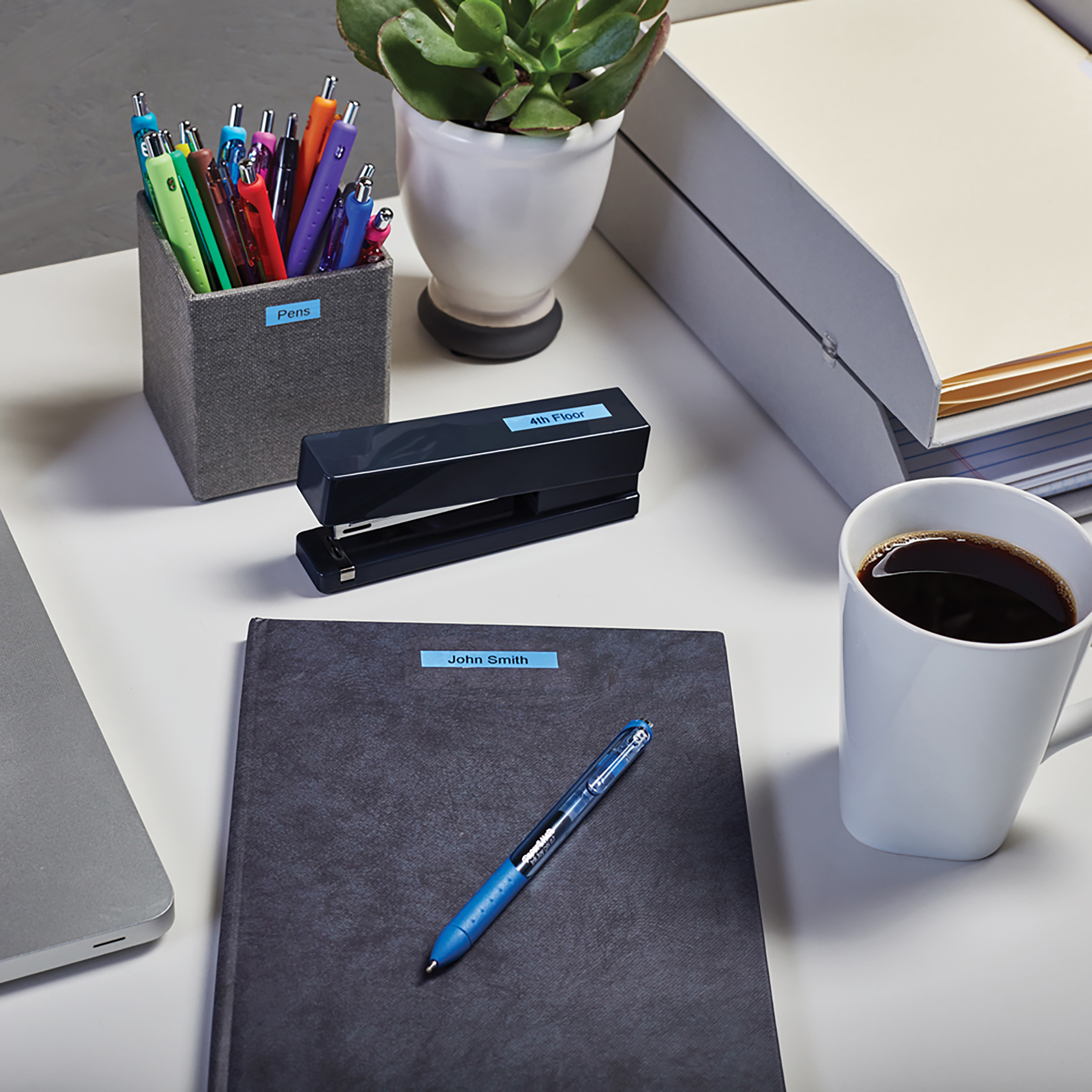 DYMO Schriftband D1 40916 S0720710, 9 mm, schwarz auf blau, 1 St.