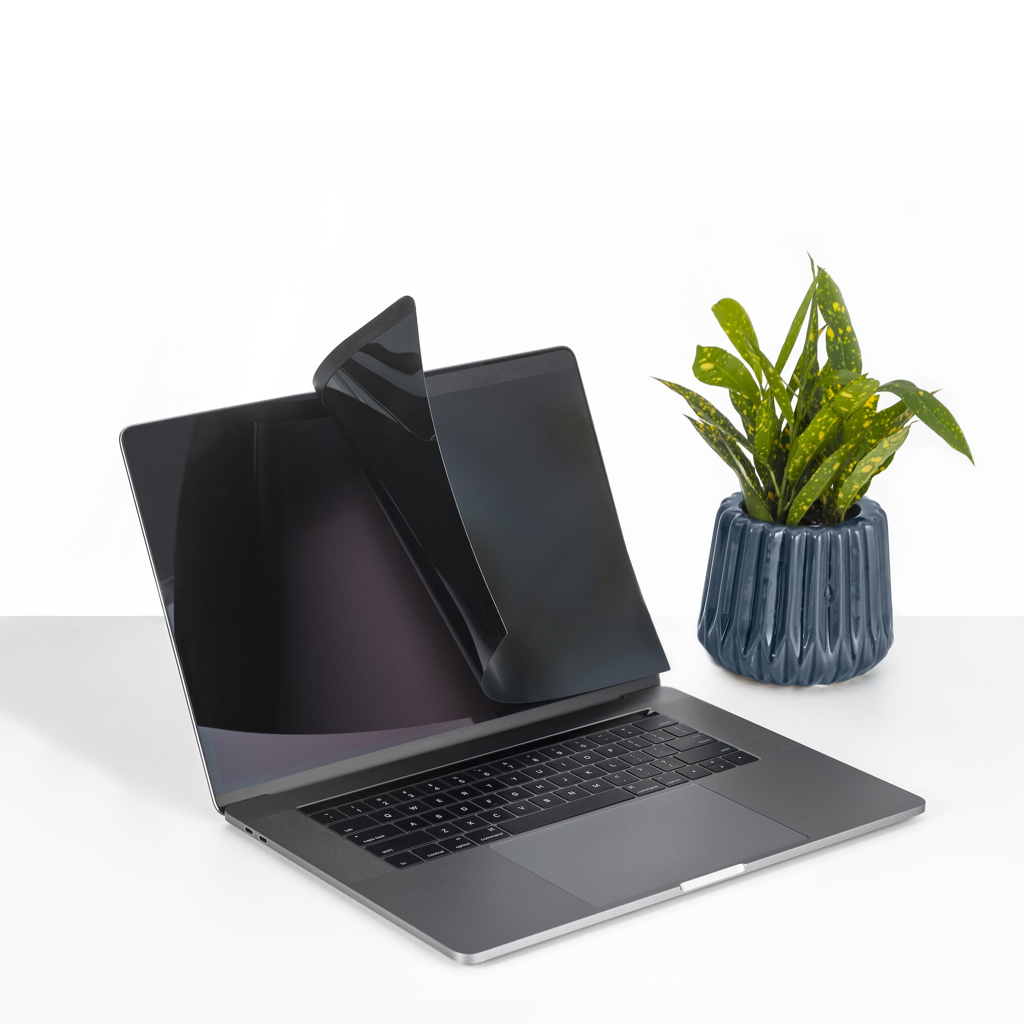 13IN LAPTOP PRIVACY SCREEN MAGNETIC - FOR MACBOOKS