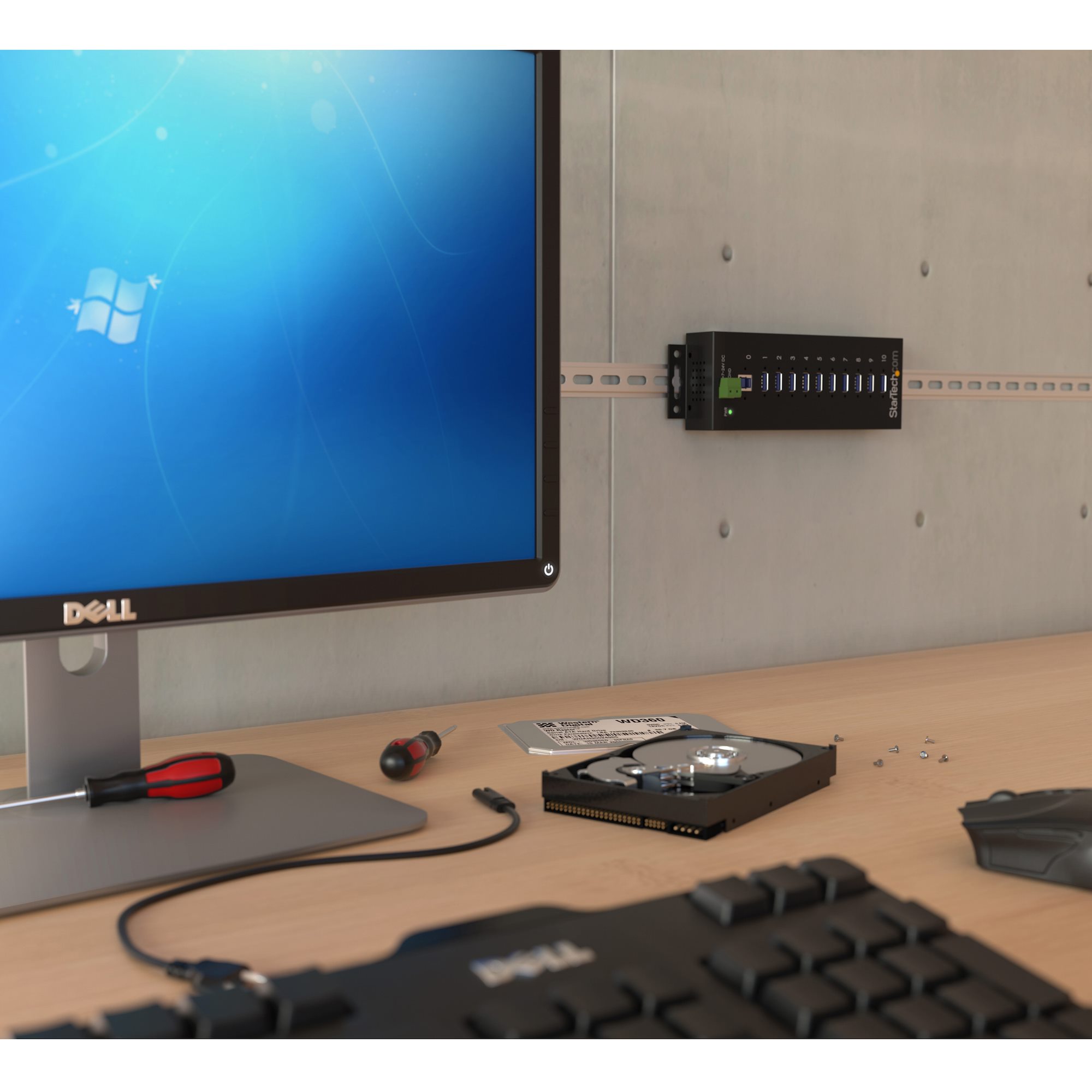 STARTECH.COM 10 Port Industrieller USB 3.0 Hub - ESD und Überspannungsschutz - DIN Tragschienen oder Oberflächen montierbar