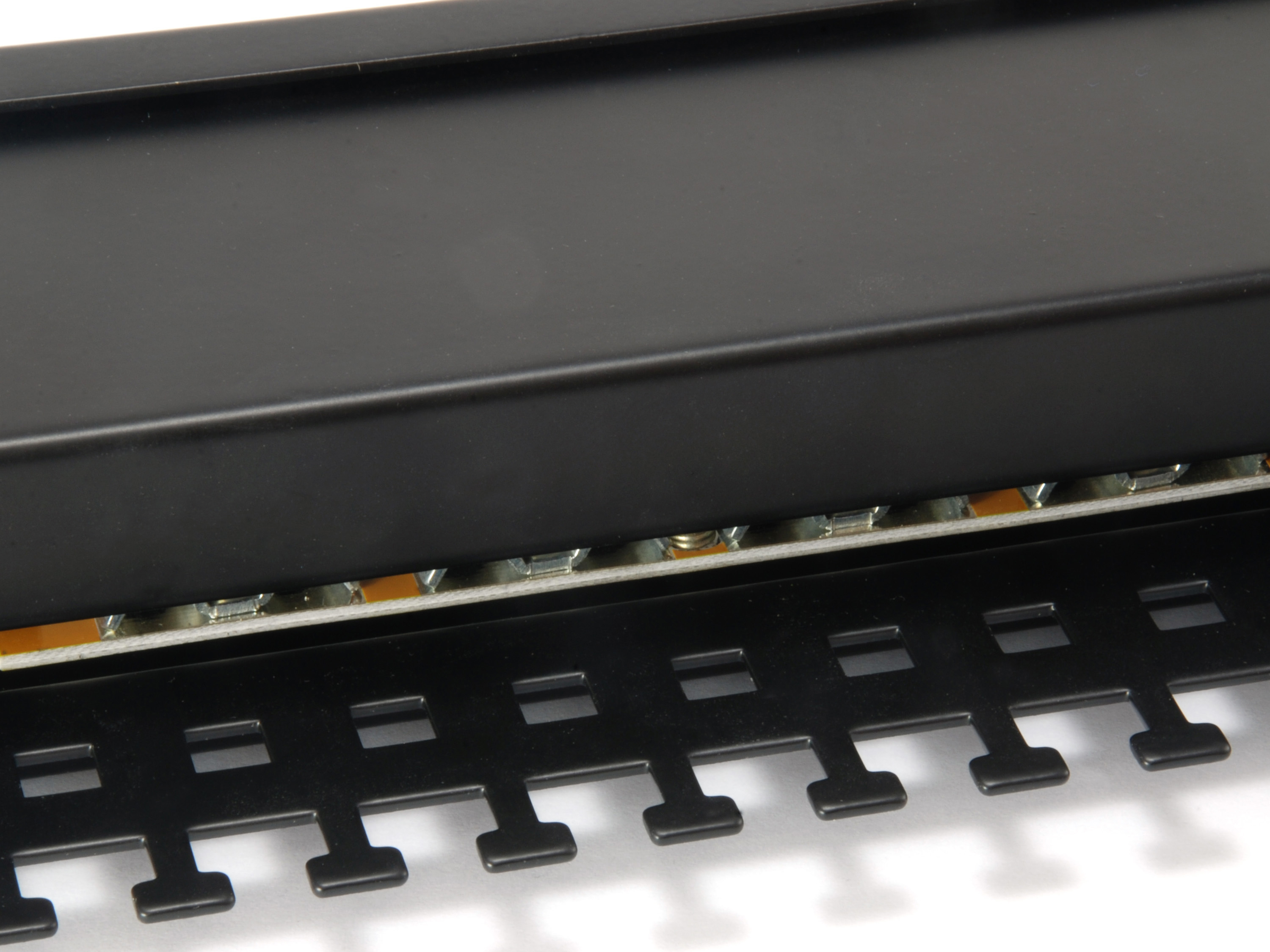 Equip 19 Patchpanel 24xRJ45 Cat6 FTP 1U 250MHz RAL9005
