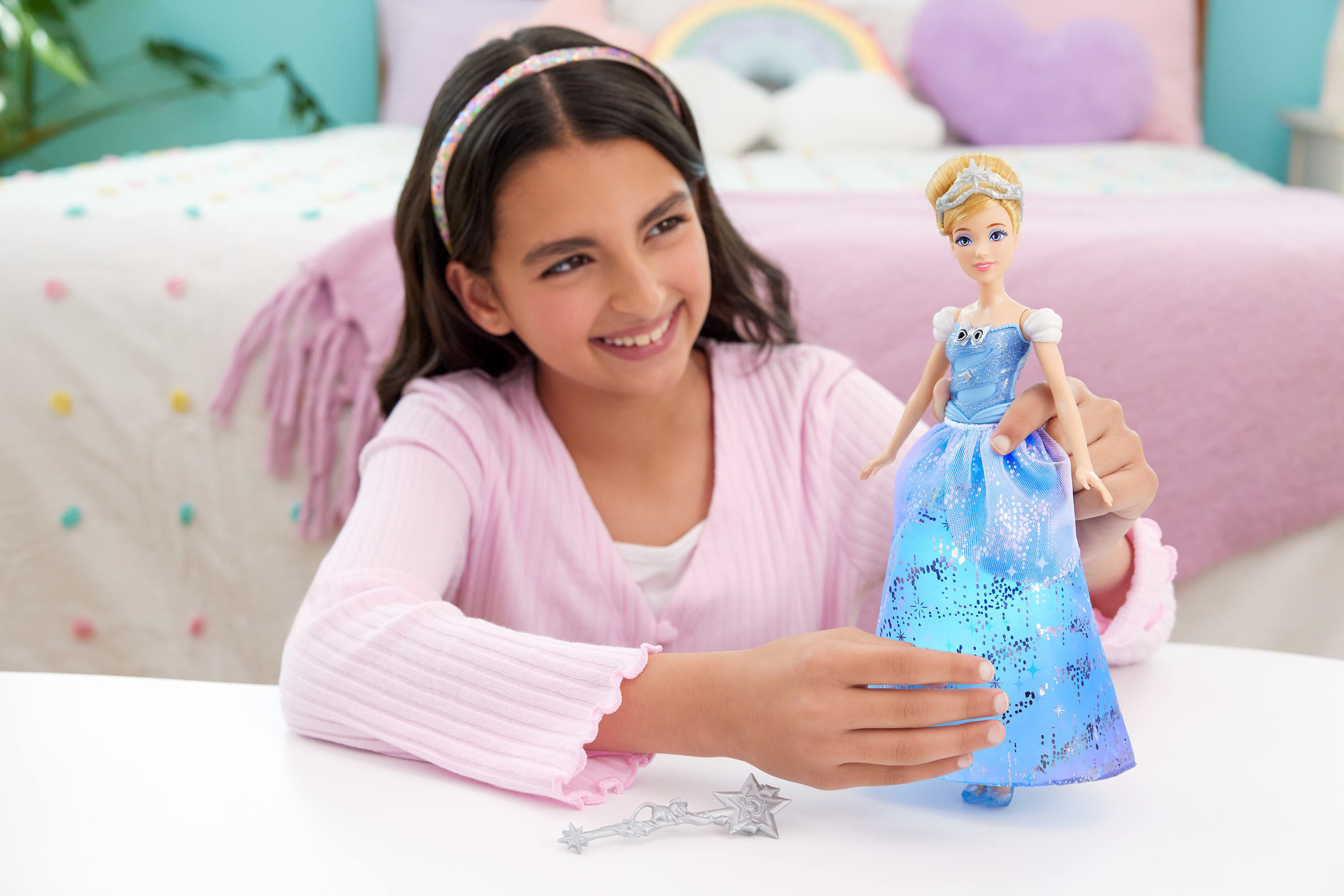 Disney Prinzessin Cinderella-Modepuppe im bezaubernden Ballkleid