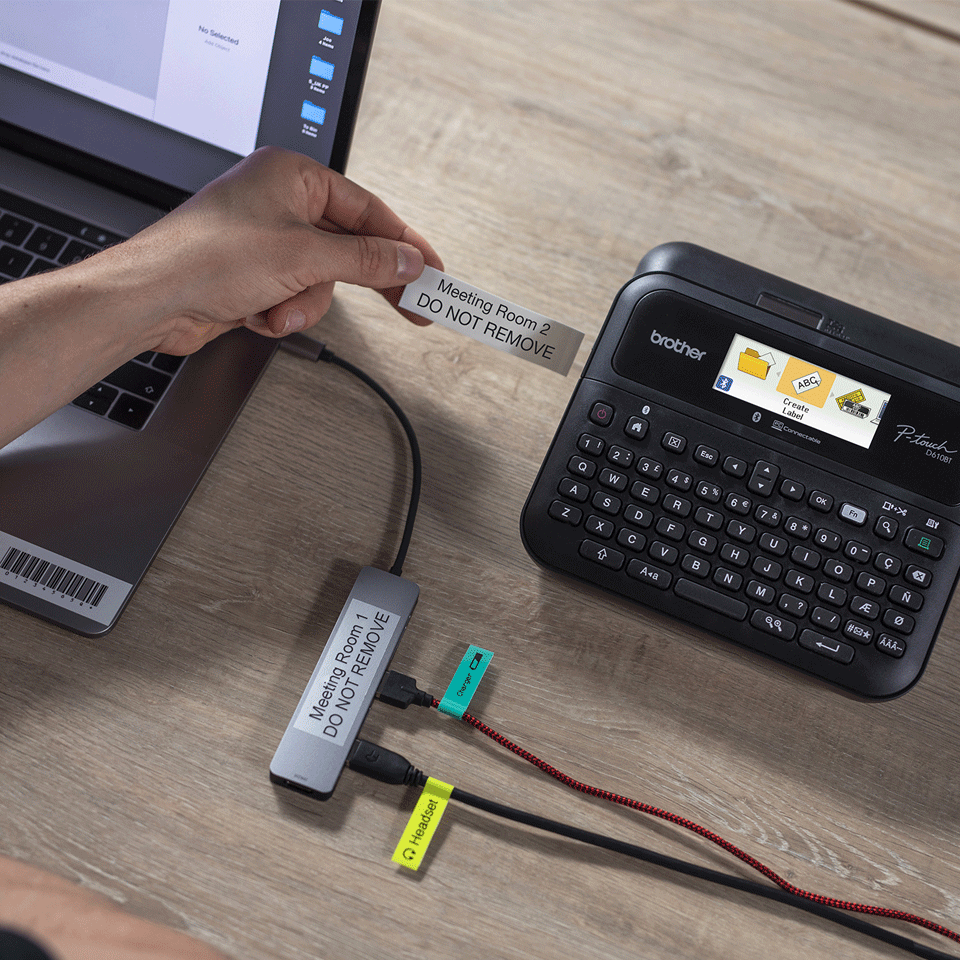 P-TOUCH D610BTVP UNTIL 14MM USB W. ADAPTER/CASE/CABLE/TAPECATR.