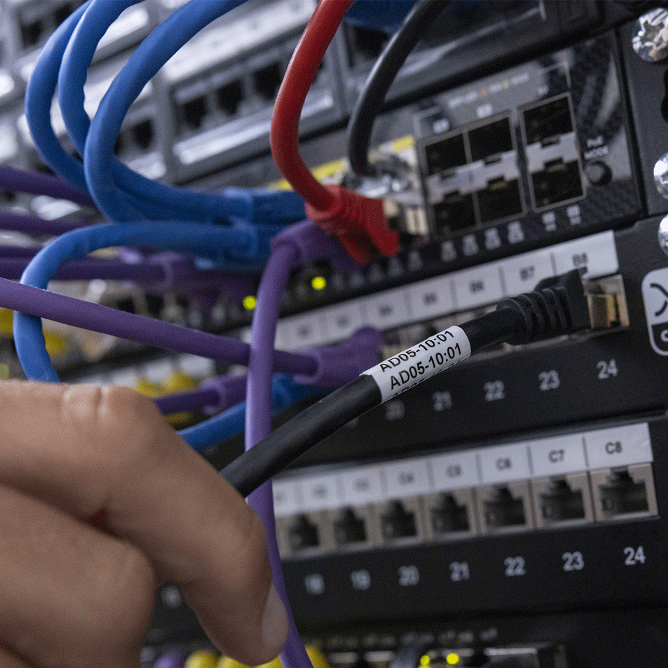 PROFESSIONELLES BESCHRIFTUNGSGE FUER DIE INDUSTRIE (CUBE PRO SER