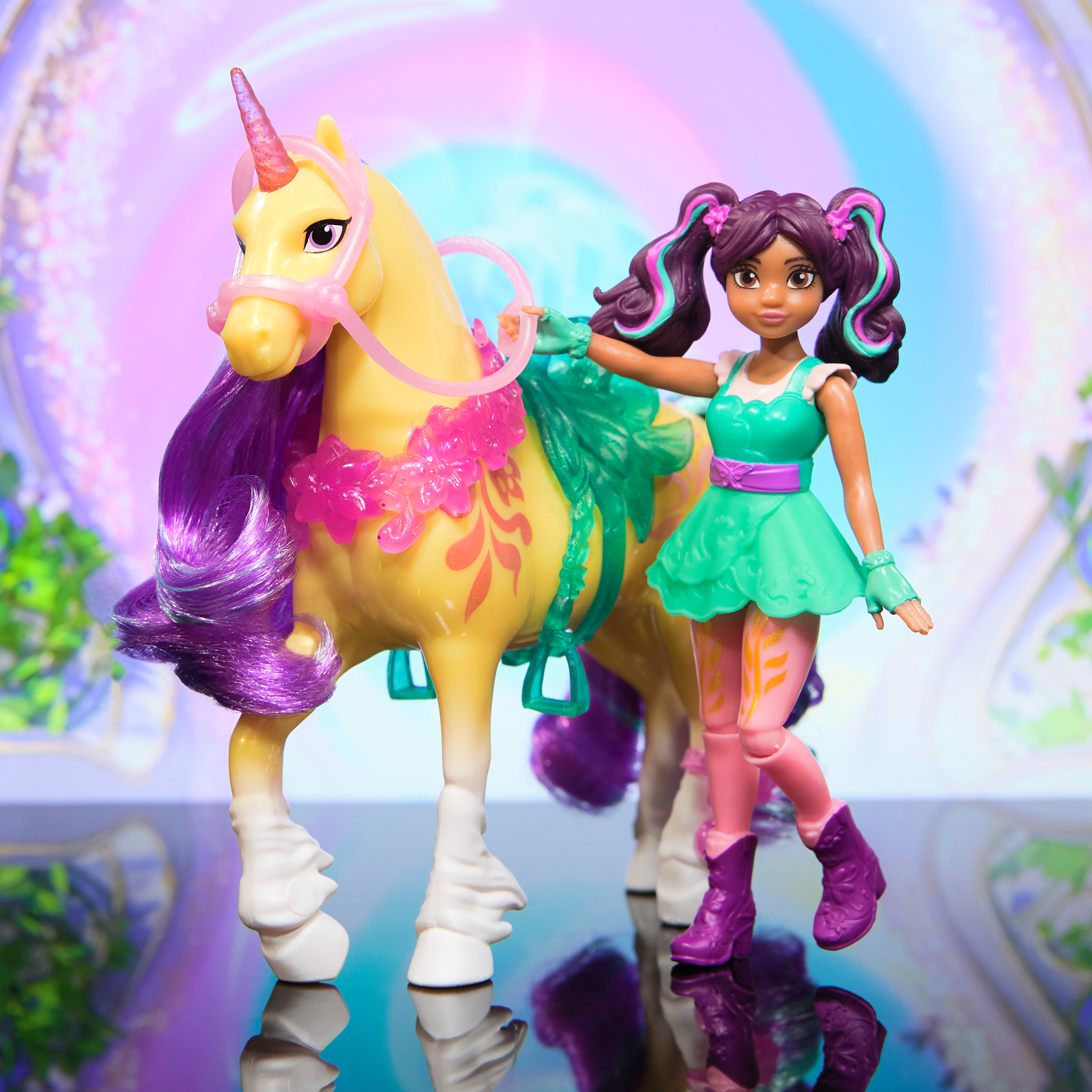 Unicorn Academy - Ava und Einhorn Leaf, Spielfigur