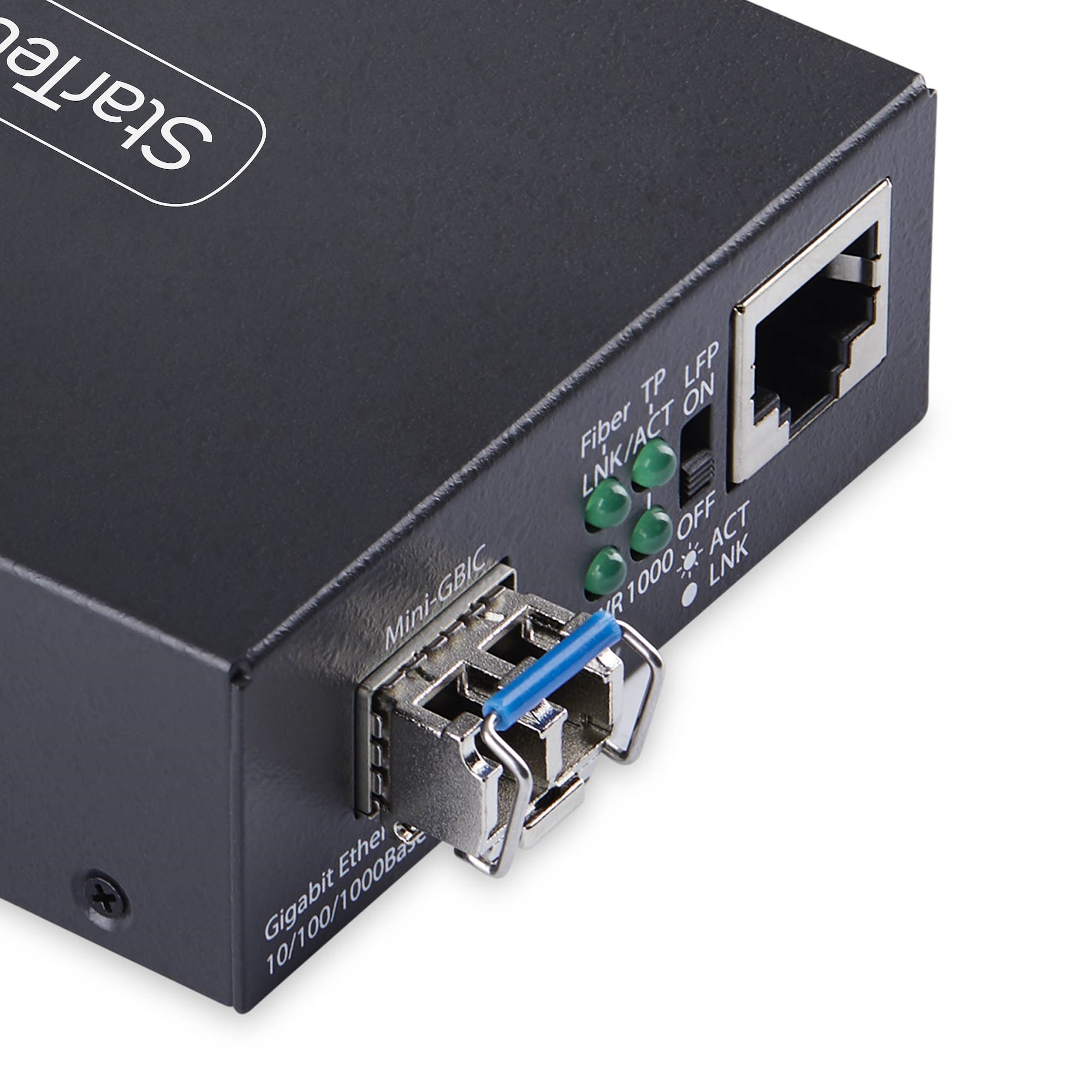 SM LC FIBER MEDIA CONVERTER .