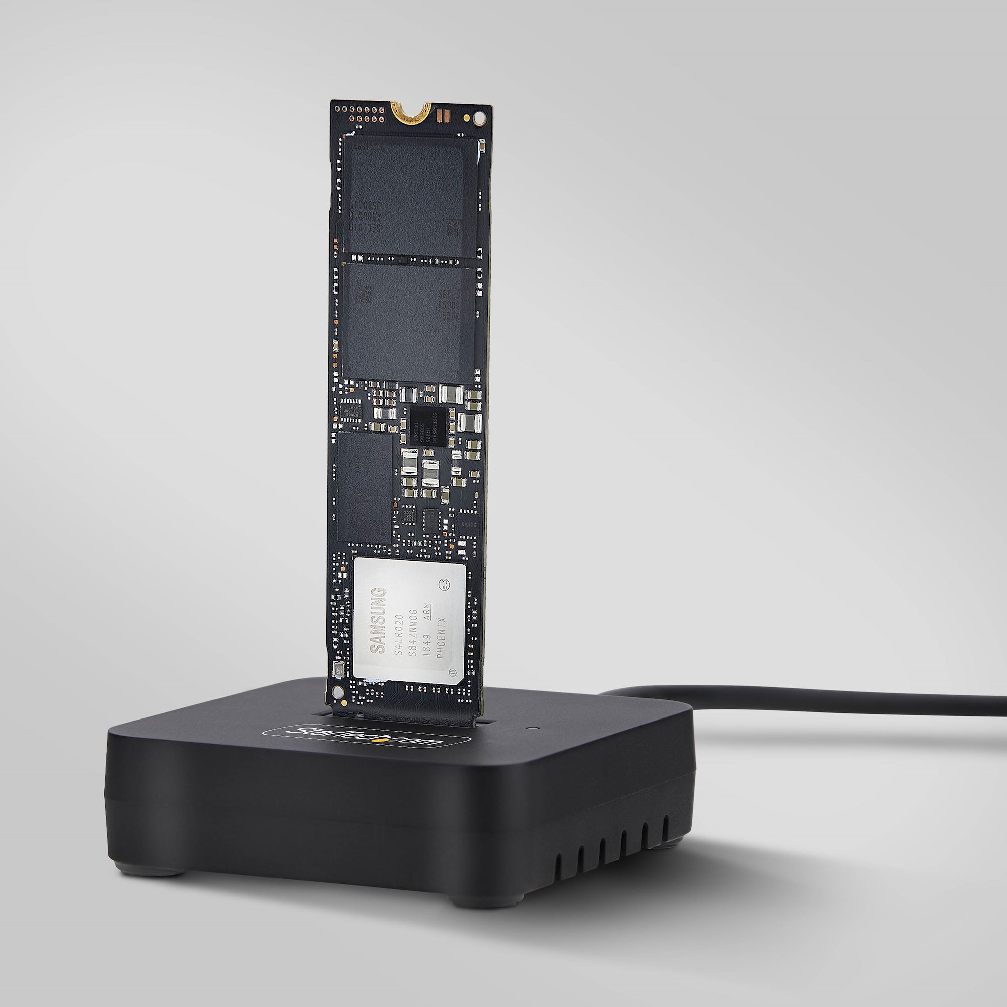 USB-C/USB-A TO M.2 NVME DOCK .