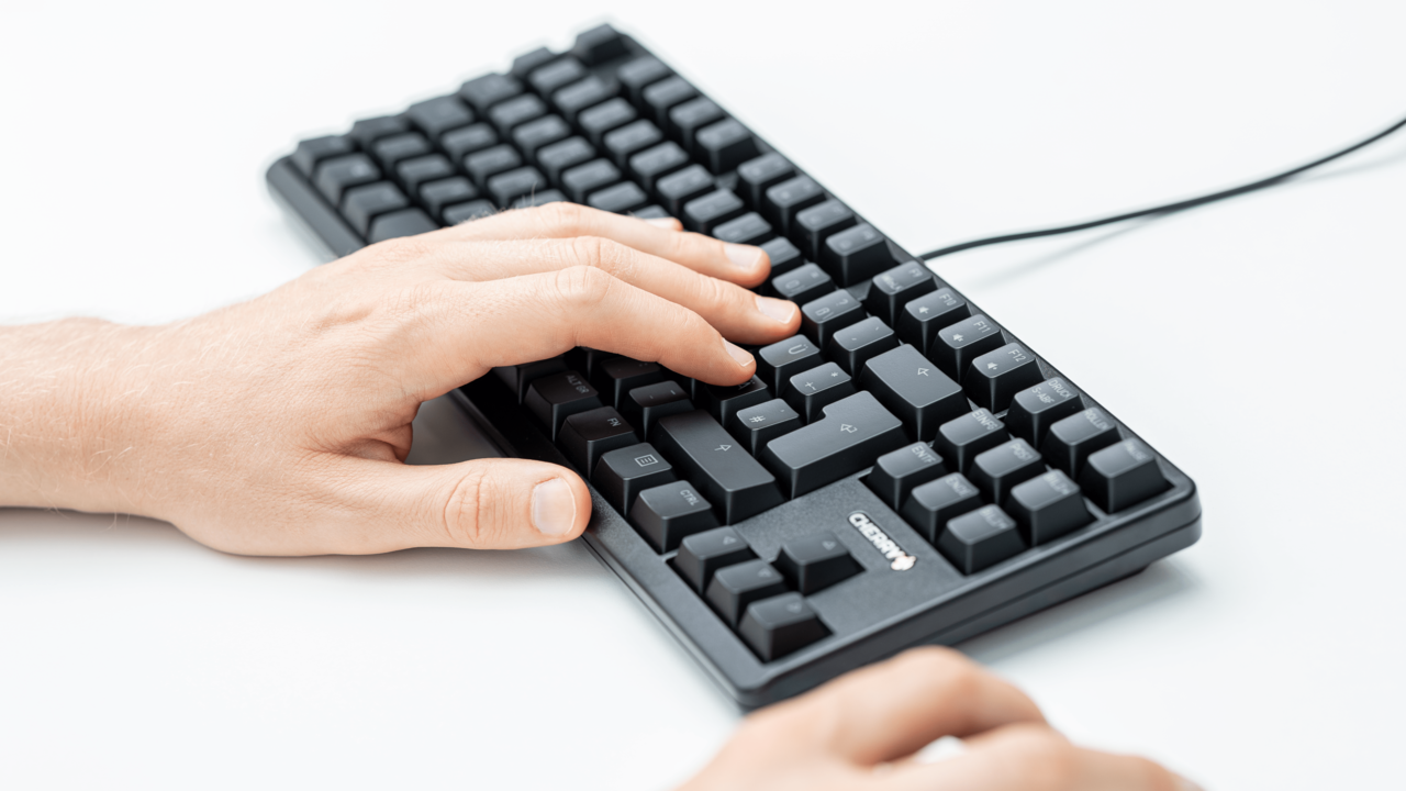 G80-3000N RGB TKL, Tastatur