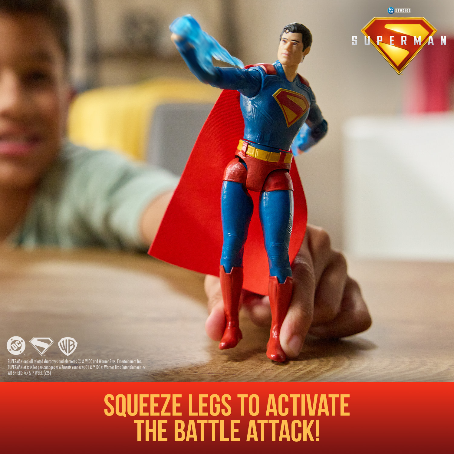 Superman - 15 cm Superman Deluxe Action-Figur, Spielfigur