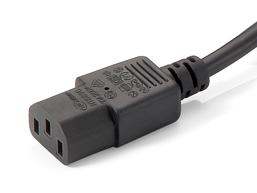 Equip Y-Netzanschlusskabel Schuko->2xIEC C13 St/Bu 1.80m PVC Polybeutel
