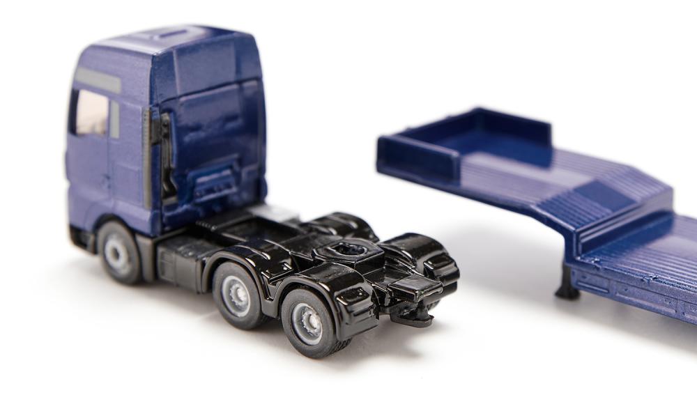 SUPER MAN LKW mit Tieflader und JCB Radlader, Modellfahrzeug