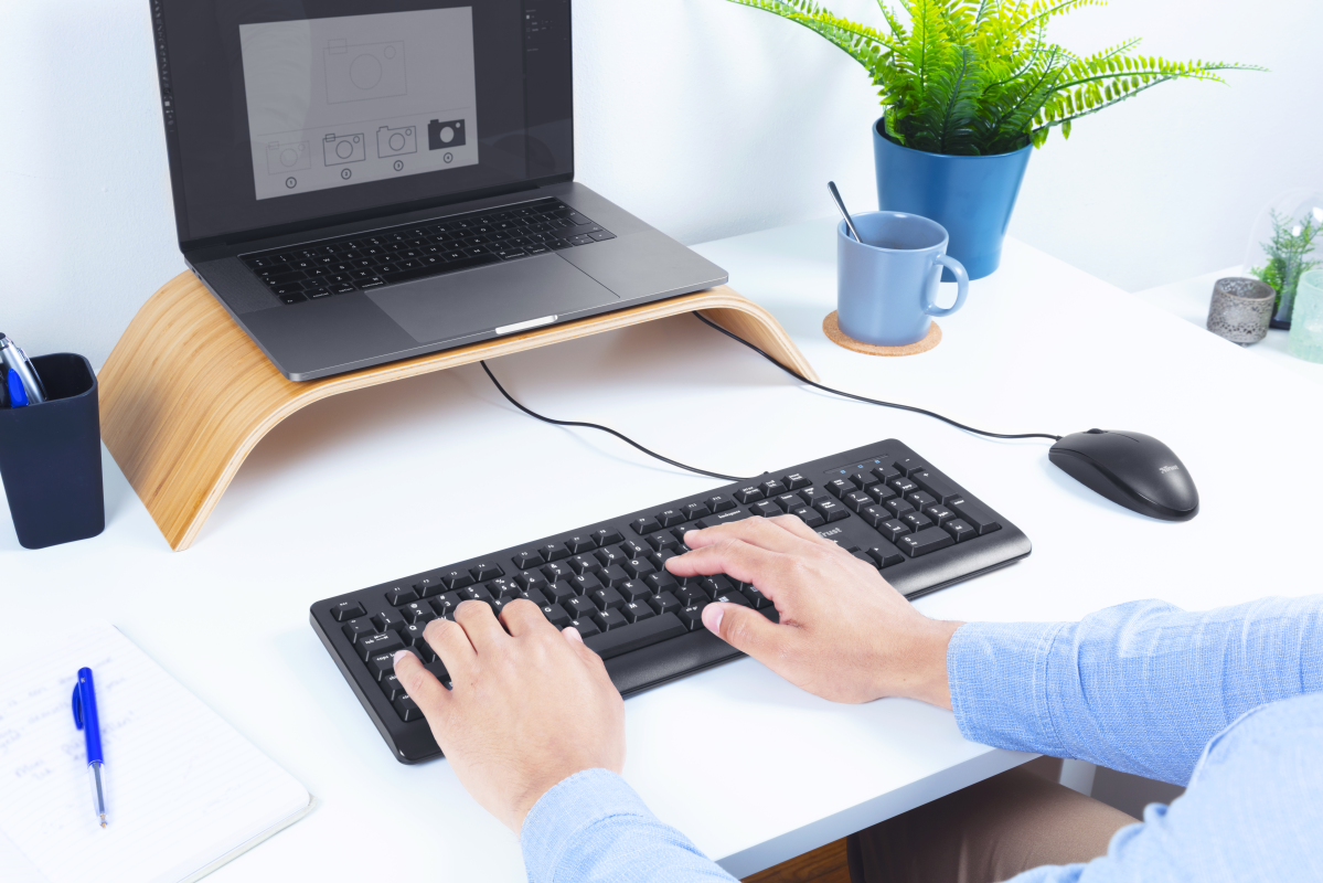 PRIMOKEYBOARD AND MOUSE SET QWERTZ WIRED