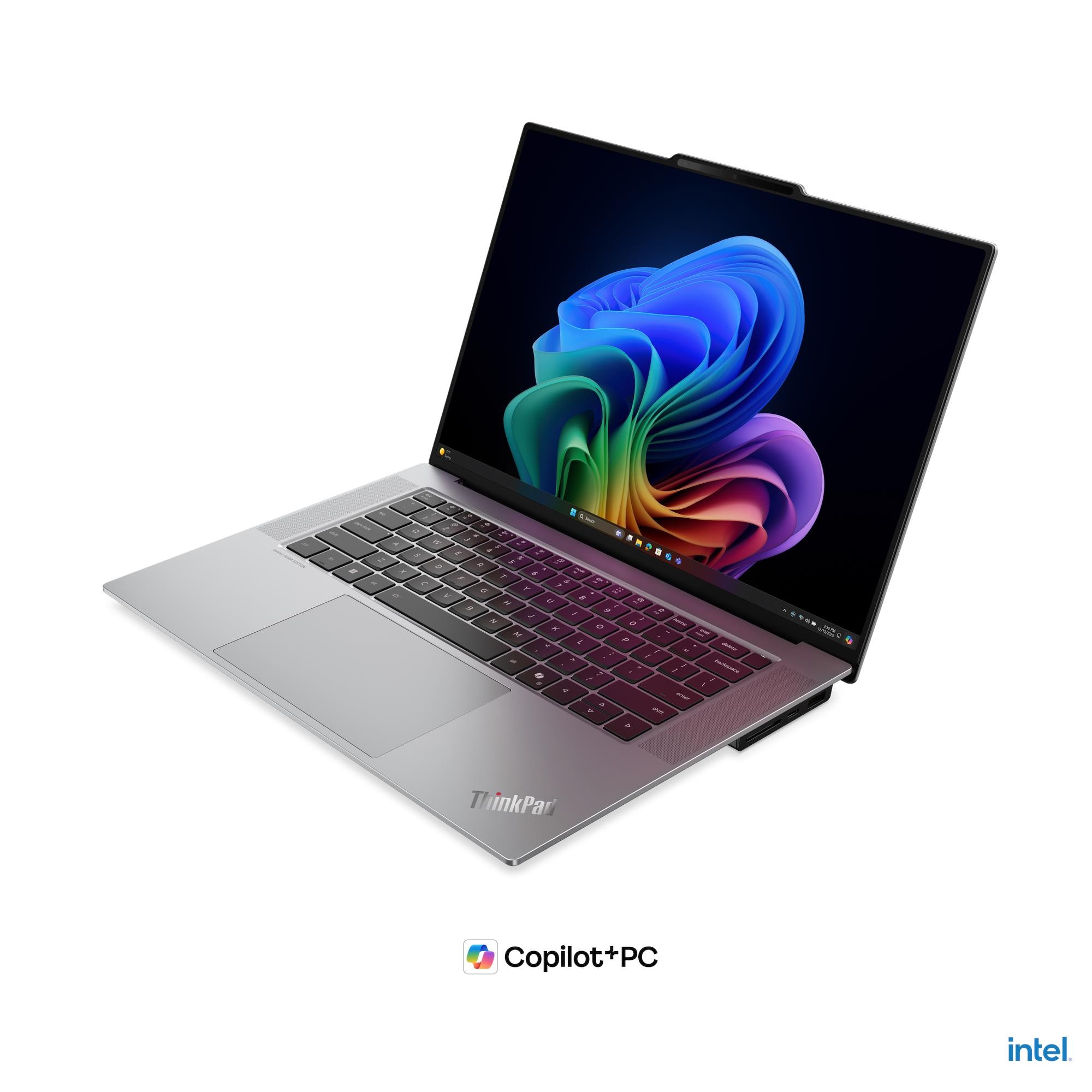 TP X9 15 G1 CUX7 358H 32GB 1TB SSD 15.3 2.8K T. W11P