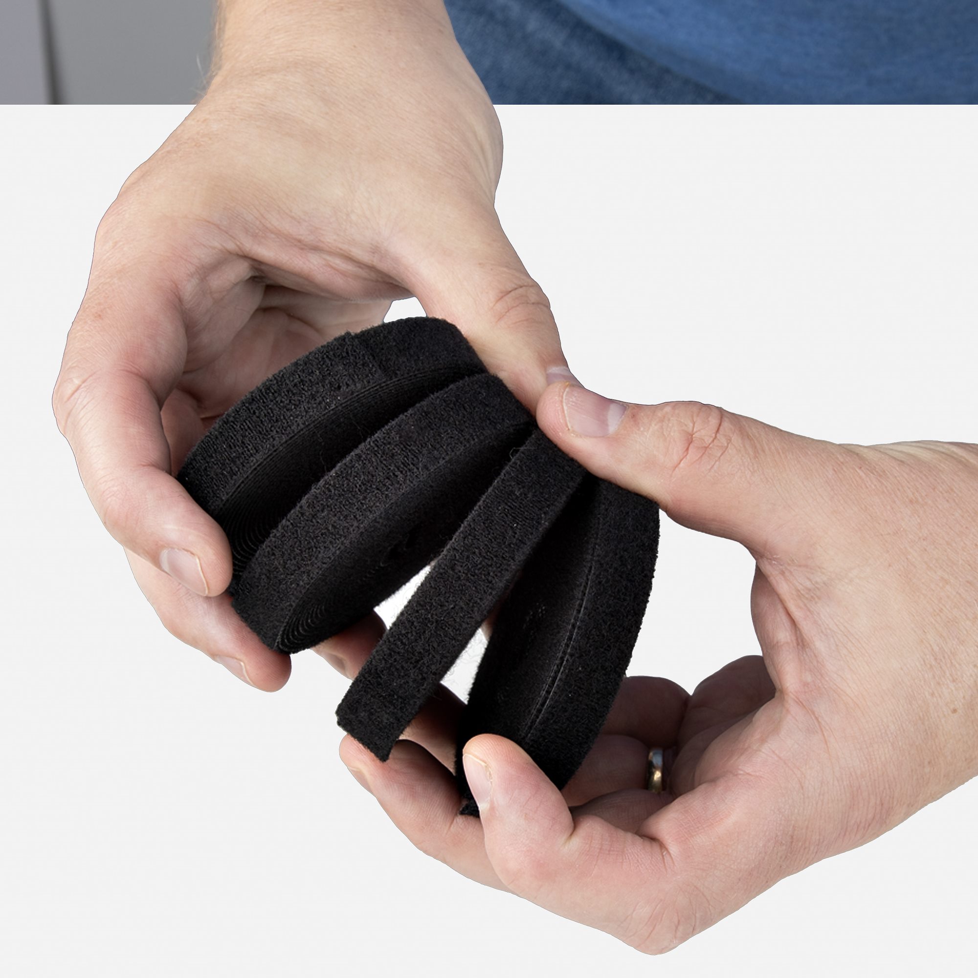 4-PACK 4.6M HOOK AND LOOP ROLL .