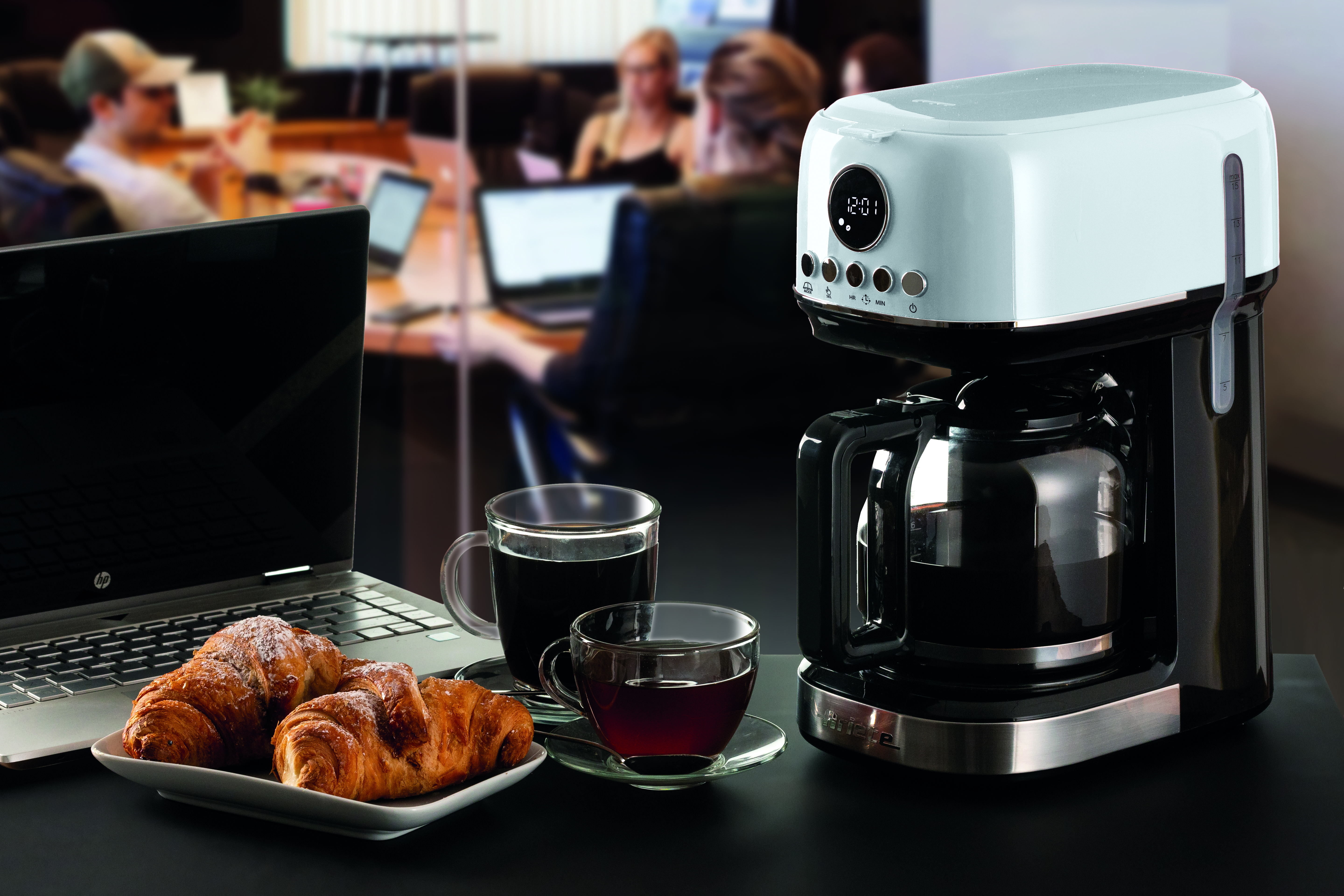 Ariete Kaffeemaschine weiß, 15 Tassen