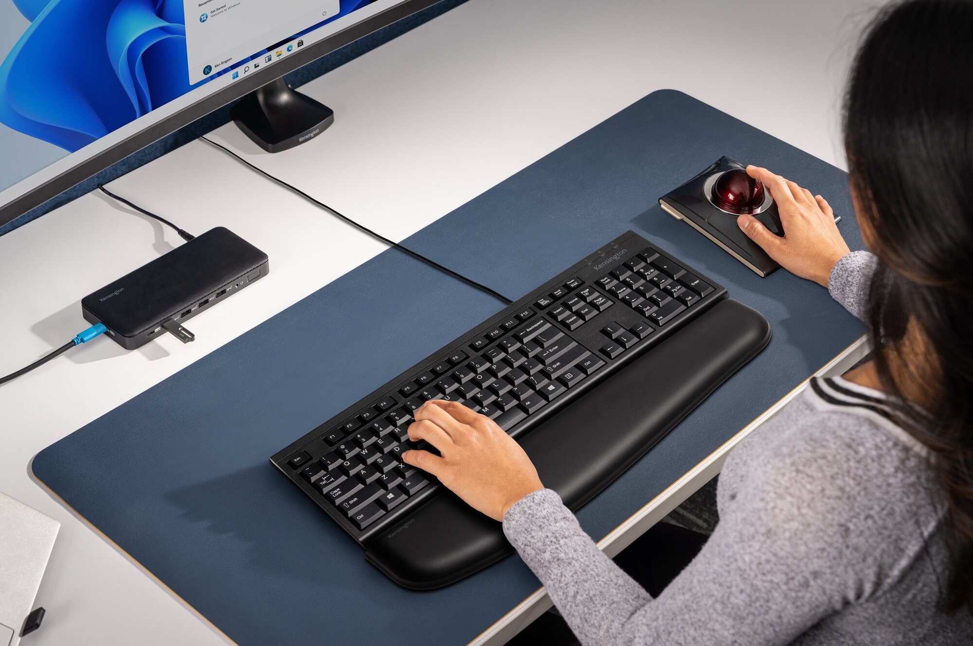 Kensington KB100 EQ Tastatur kabelgebunden schwarz