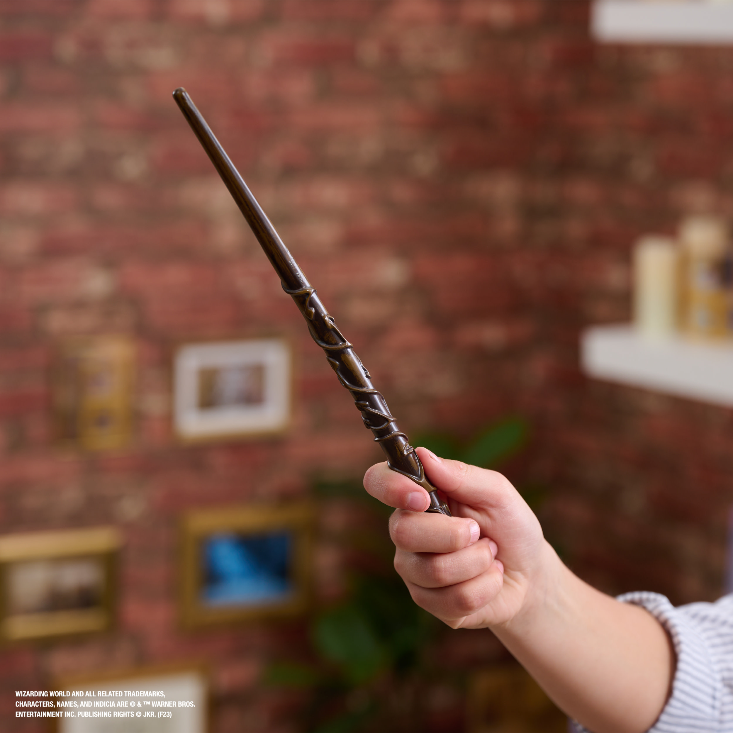 Wizarding World Harry Potter - Authentischer Hermine Granger Zauberstab, Rollenspiel