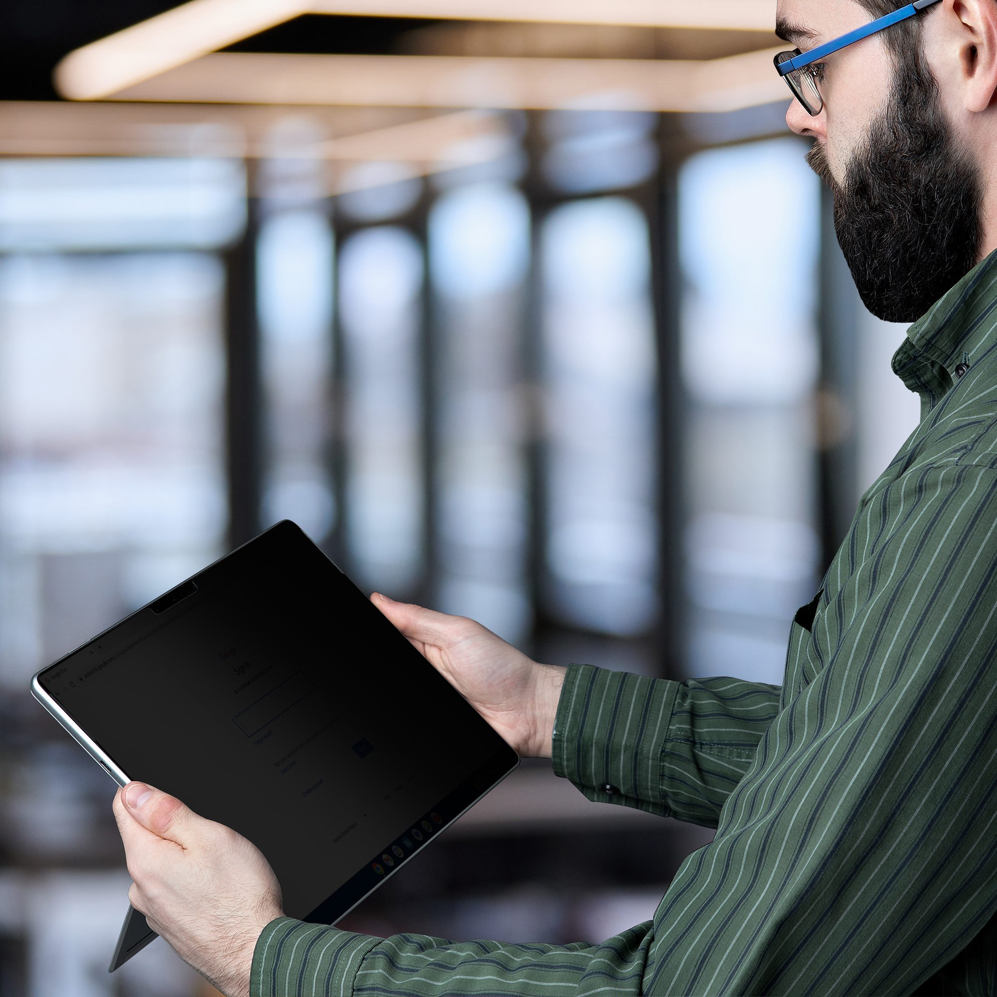 STARTECH.COM 4-Wege Laptop Sichtschutz fur 31,24cm 12,3Zoll Surface Pro 4/5/6/7/7+ Sichtschutzfolie Hoch/Quer Blickschutz Touch