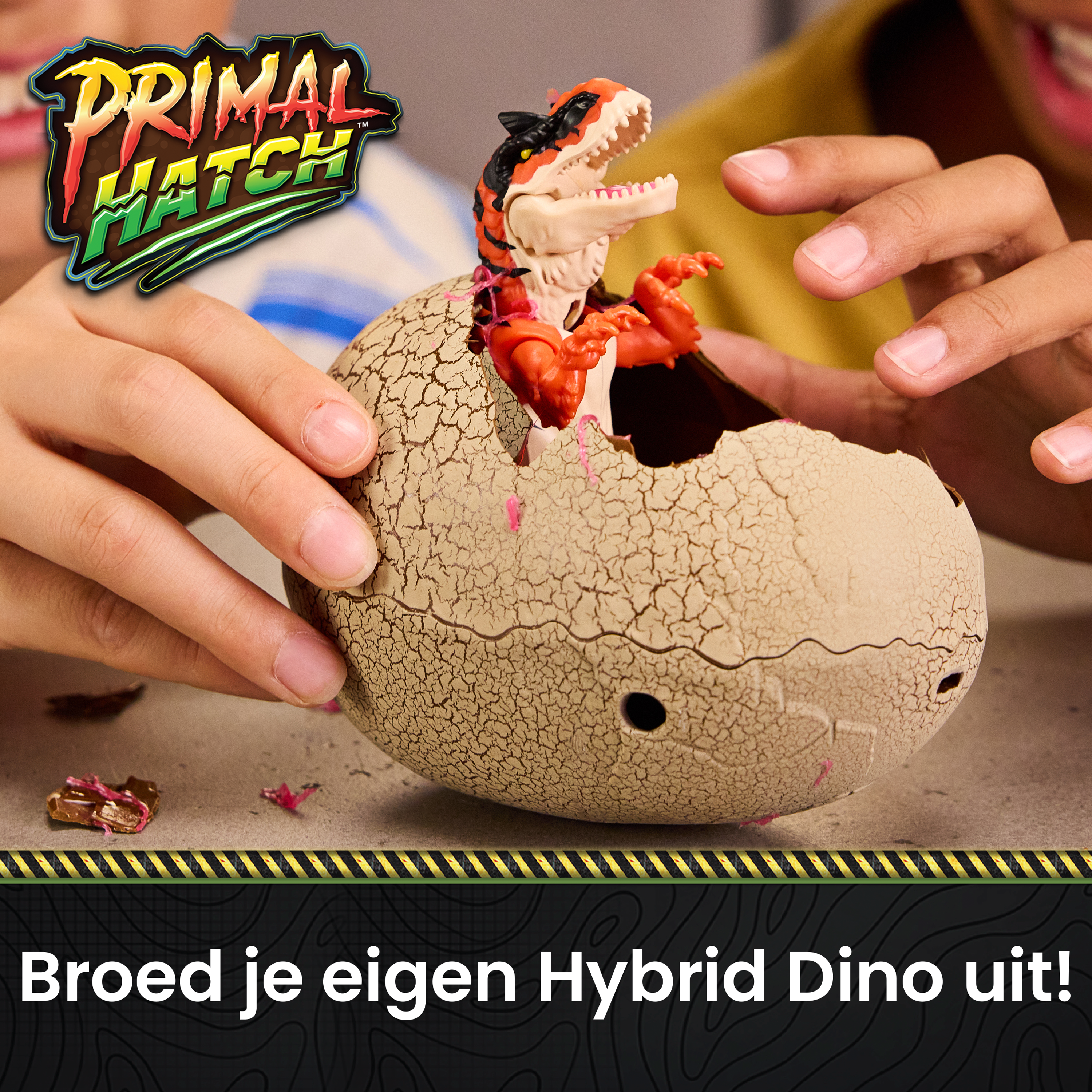 Primal Hatch Hybrid Dinos - Dino Actionfigur im Ei, Spielfigur